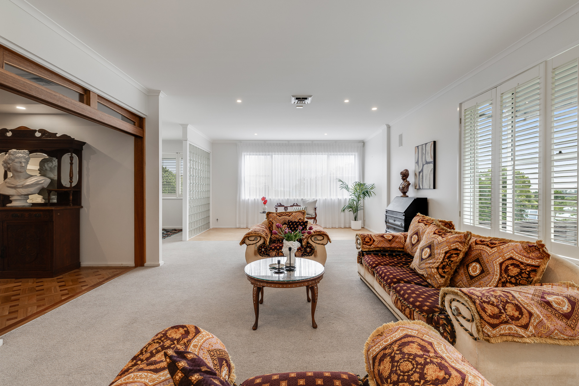 7-bedroom house at 7 Curzon Street, Mount Lofty, QLD 4350, , Queensland