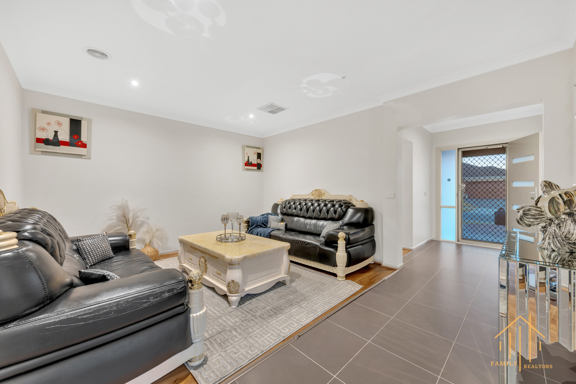 21 Flash Dan Drive, Cranbourne East, VIC 3977 - Image 8