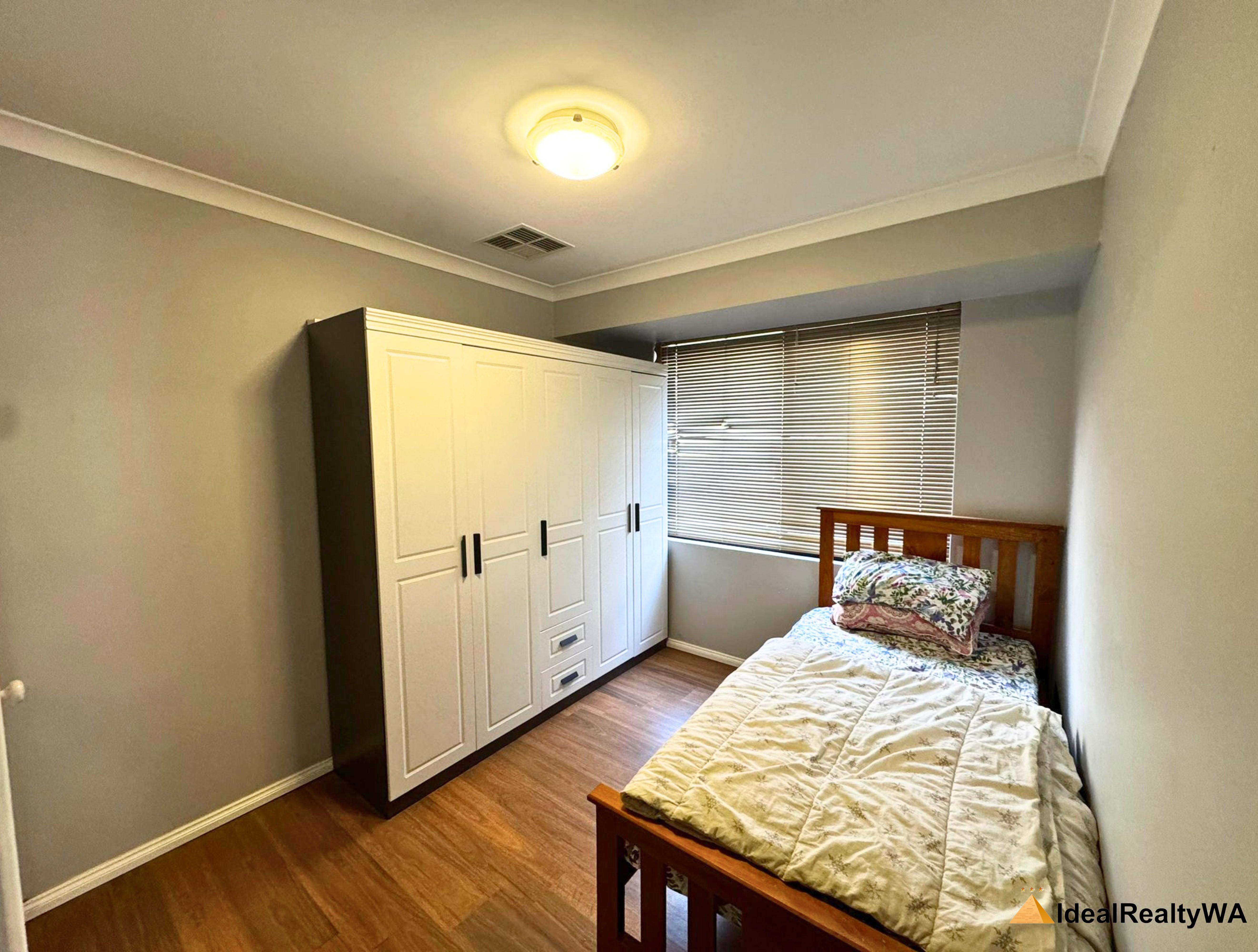 5-bedroom house at 2 BESWICK GARDENS, Atwell WA 6164, Cockburn, Western Australia