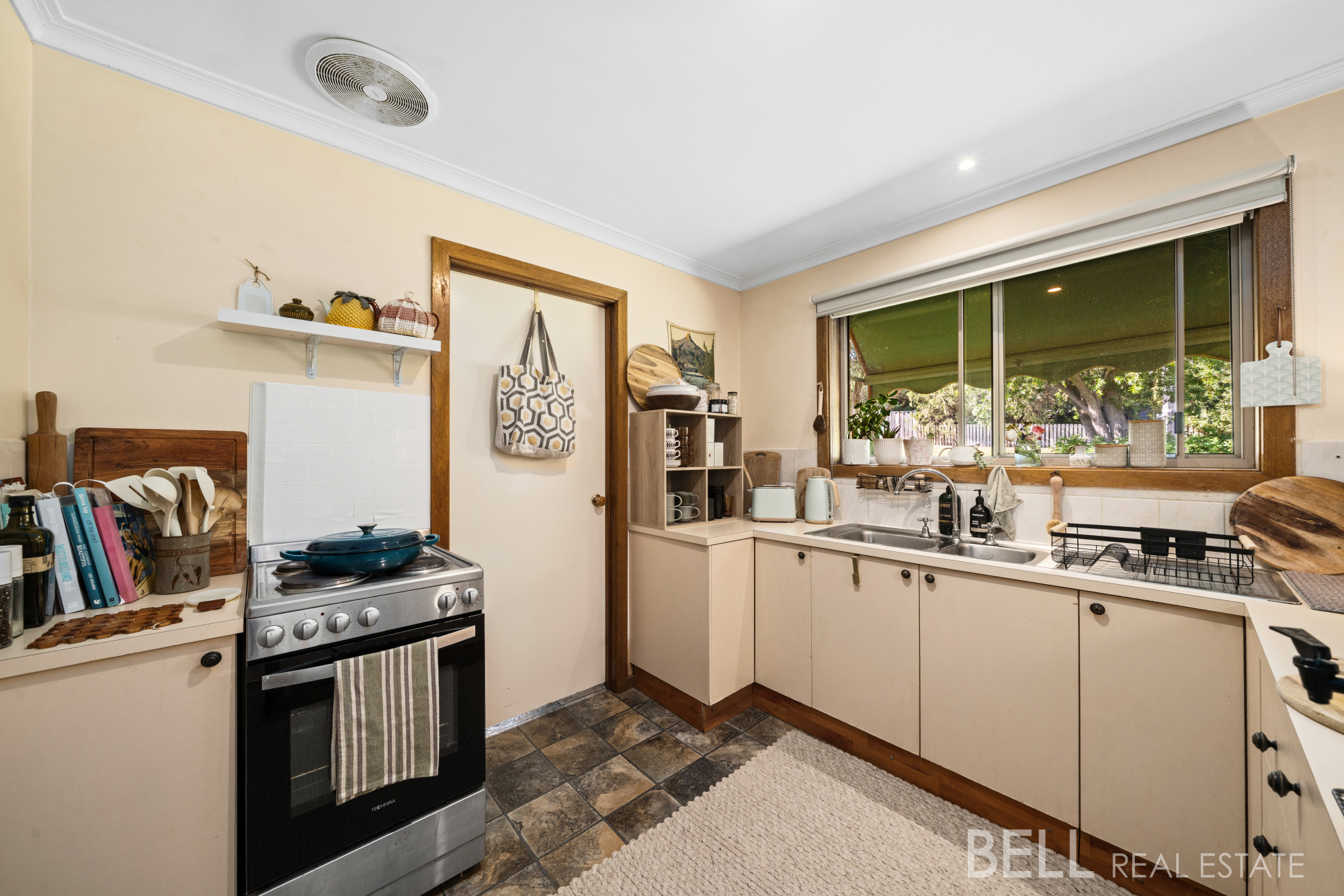 2-bedroom unit at 1 1A EVELYN GROVE, HEALESVILLE VIC 3777, Yarra Ranges, Victoria