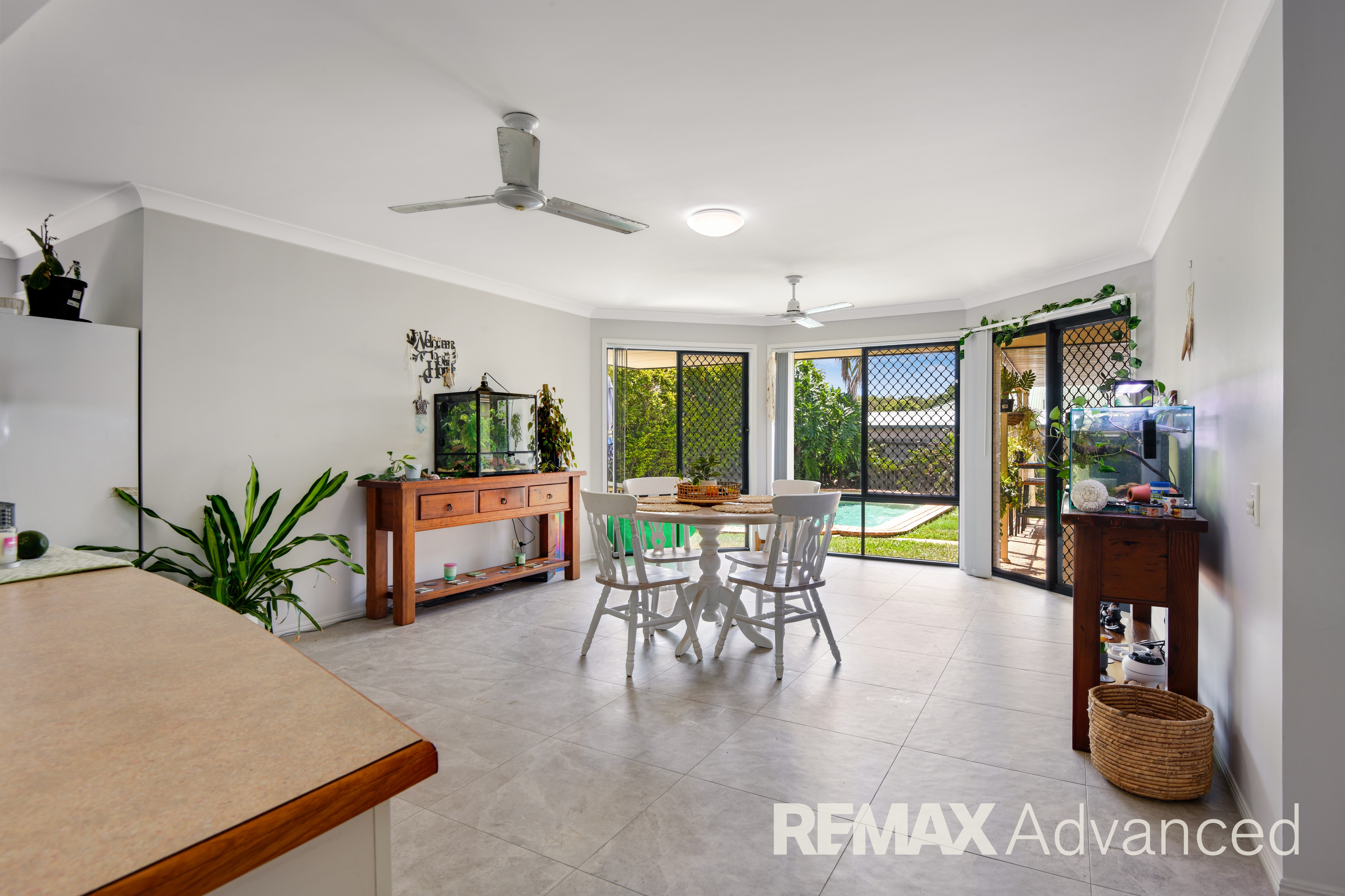 6 Avalon Street, Sandstone Point, QLD 4511 - Image 7