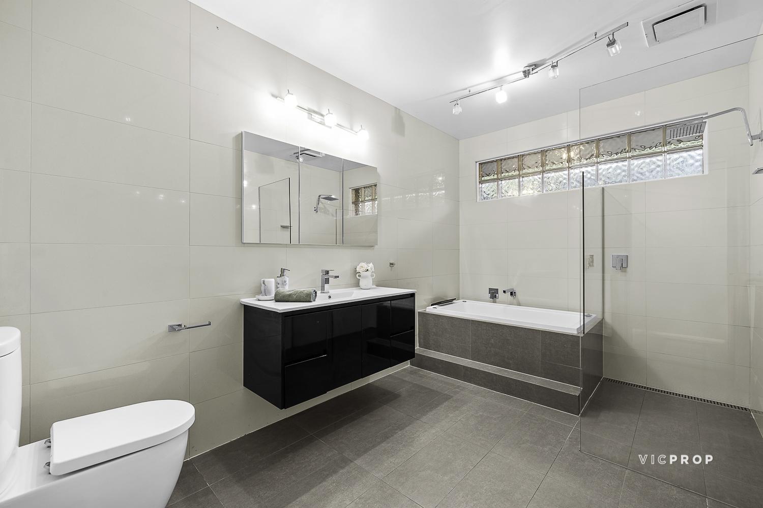 4-bedroom house at 48 Burke Road North, Ivanhoe East, VIC 3079, Banyule, Victoria