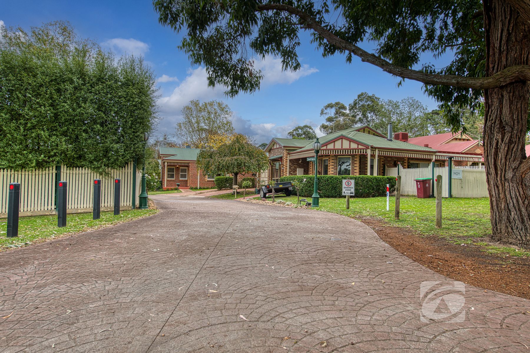 3-bedroom unit at 6 EXELL MEWS, Berwick VIC 3806, Casey, Victoria