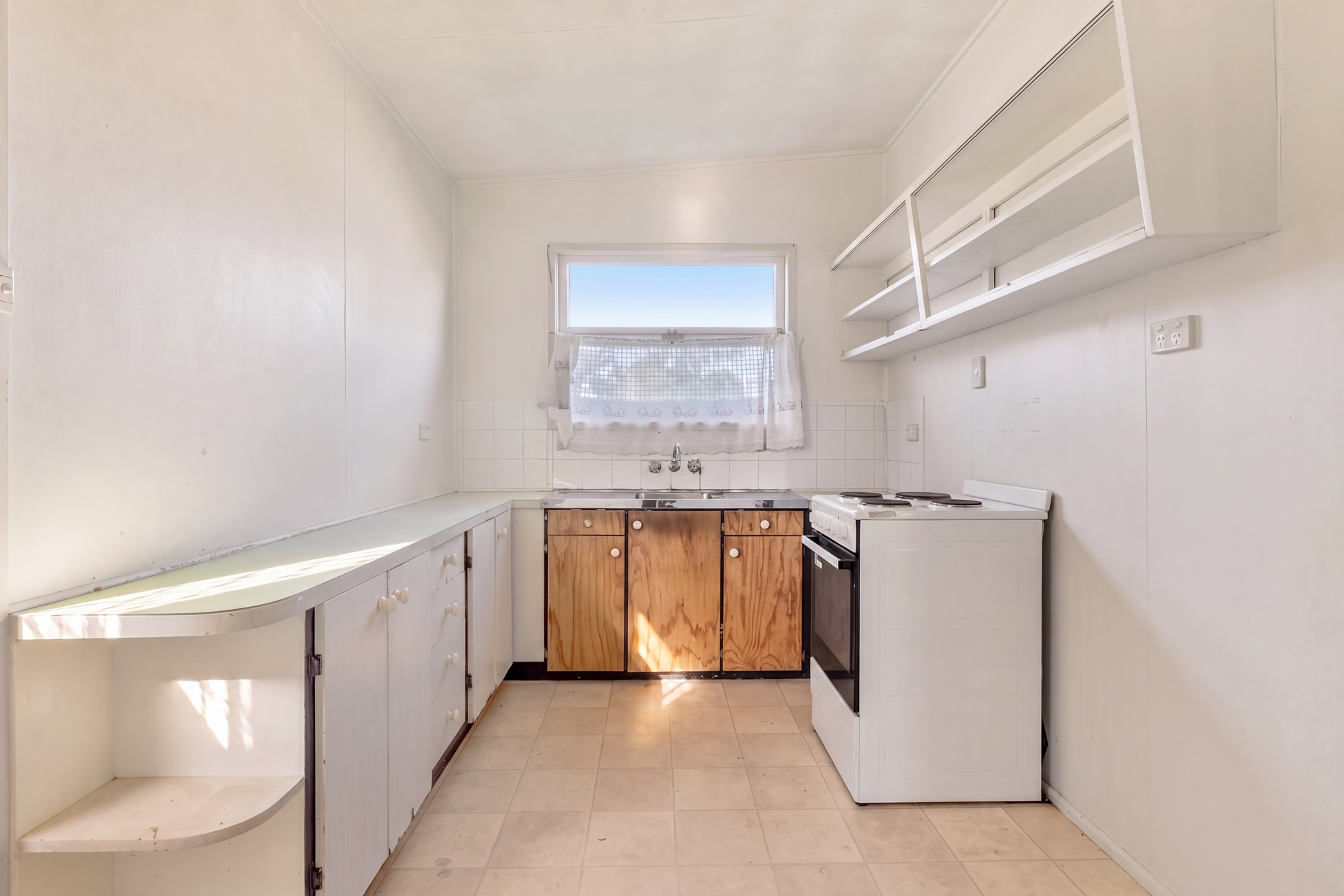 15 Nemara Street, Biggera Waters, Qld, 4216 - Image 5