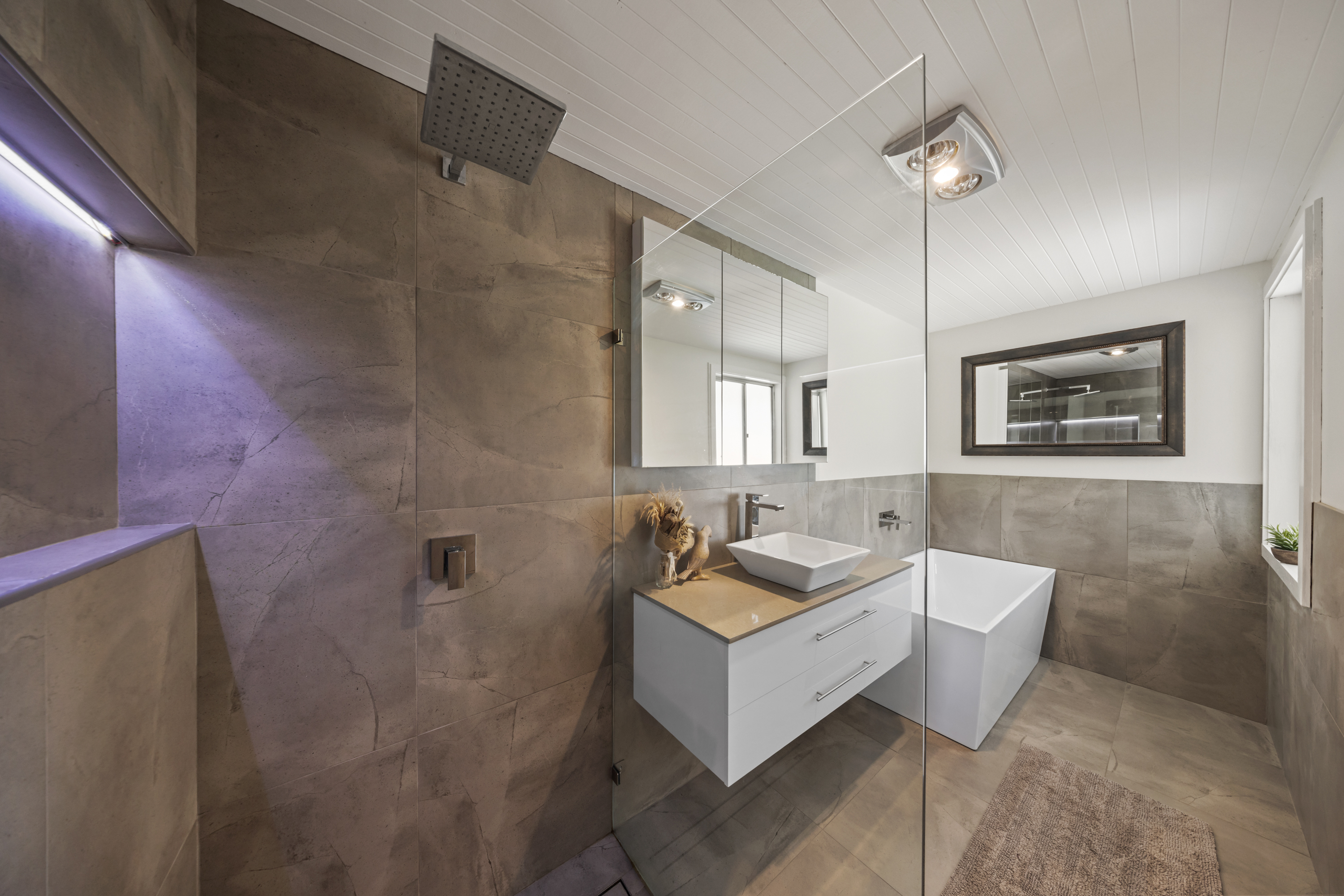 3-bedroom house at 34 Ellen Avenue, Seaspray, VIC 3851, Wellington, Victoria