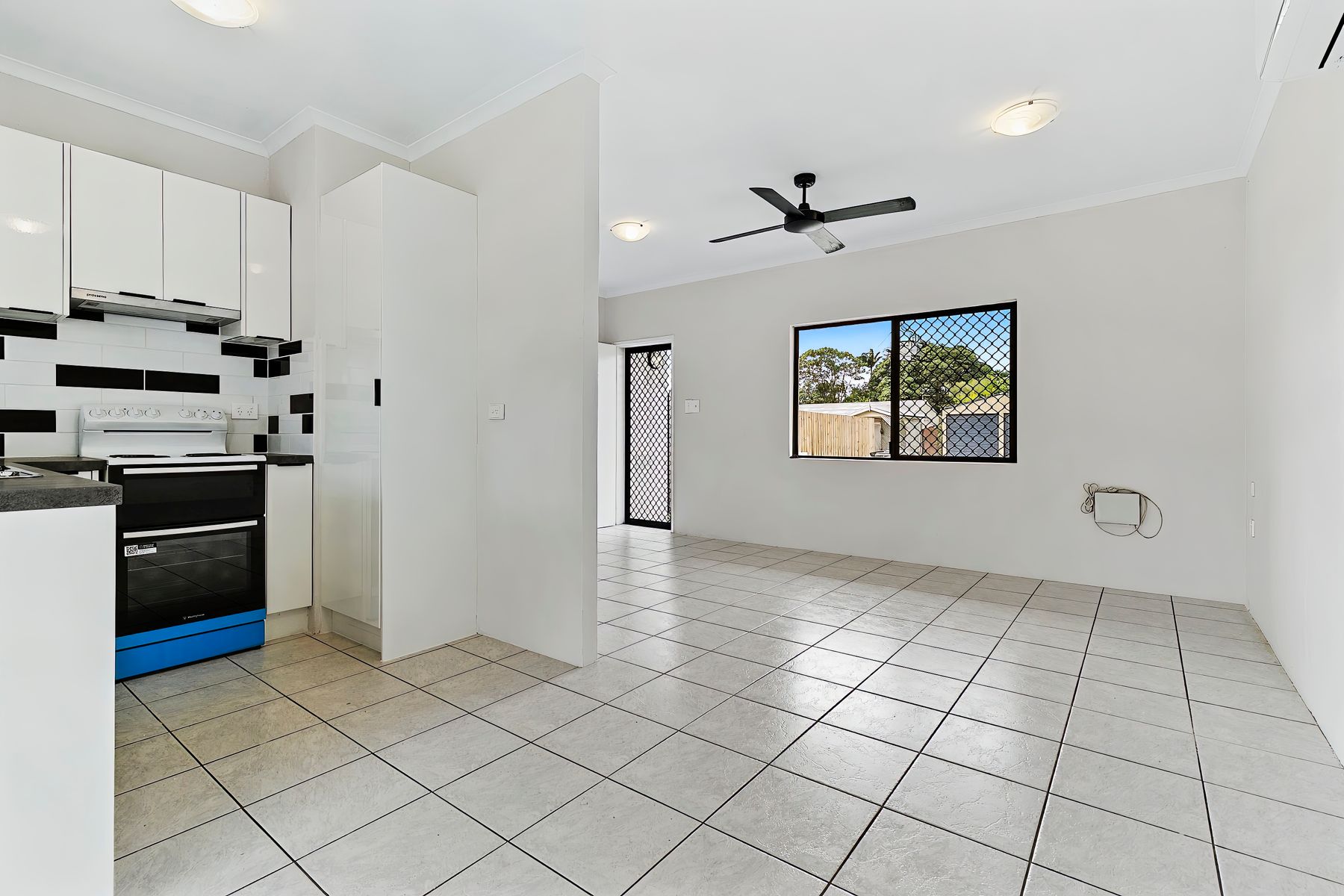2-bedroom unit at 2 1 SEARY CLOSE, WHITFIELD QLD 4870, Cairns, Queensland