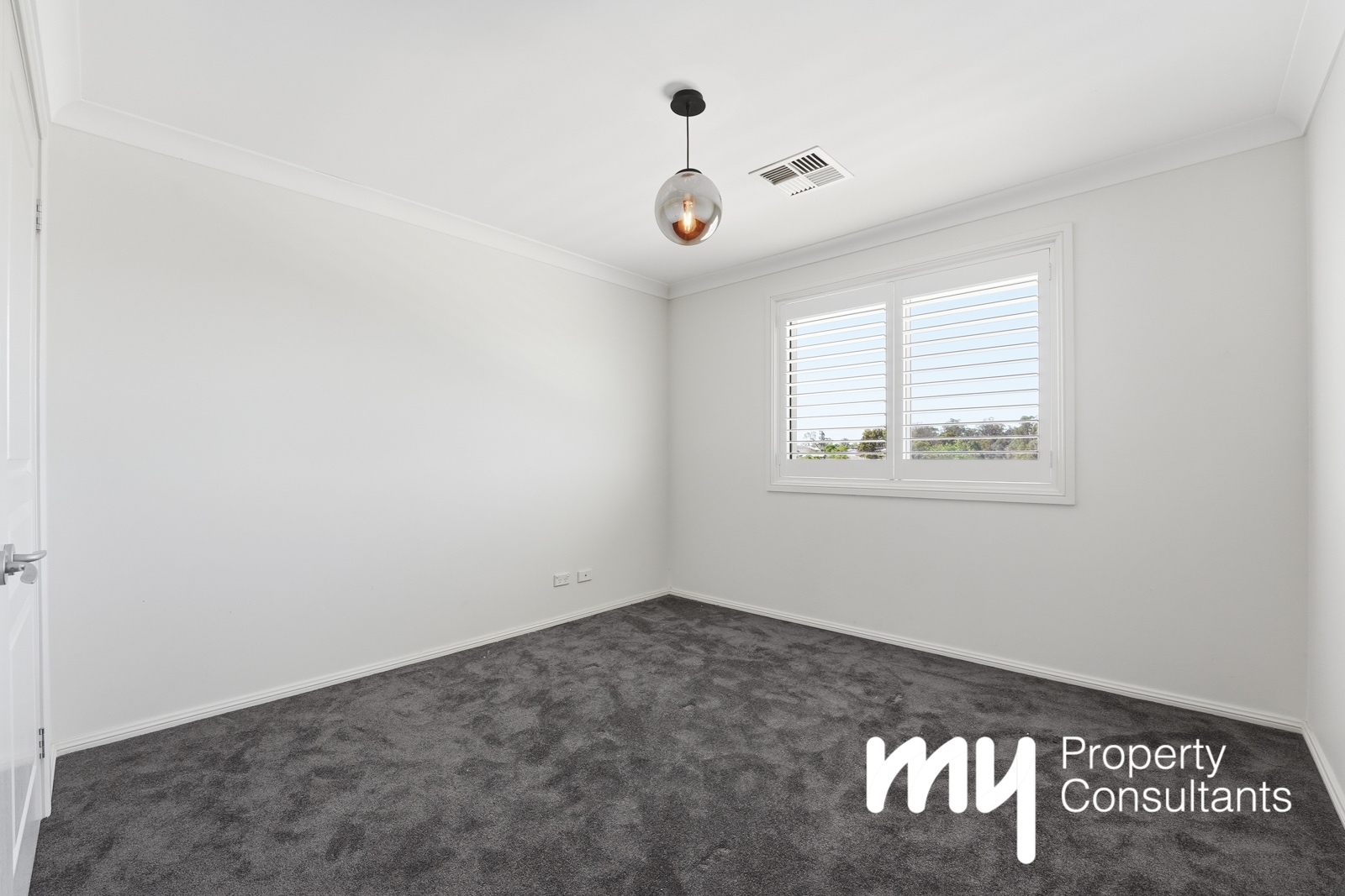 5-bedroom house at 7 Warner Street, Camden Park, NSW 2570, Wollondilly, New South Wales