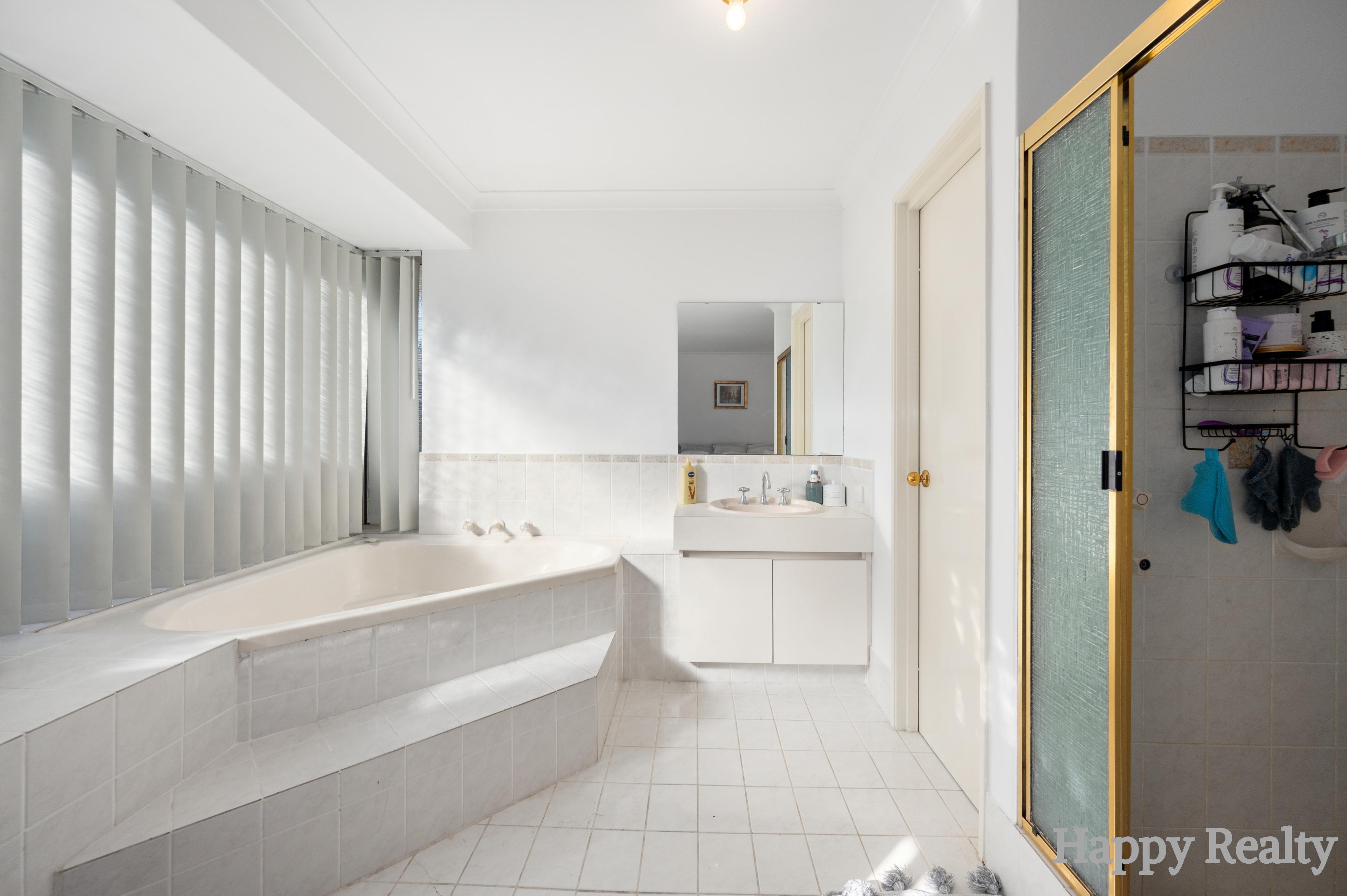 20 PARK LANE, Canning Vale WA 6155 - Image 9