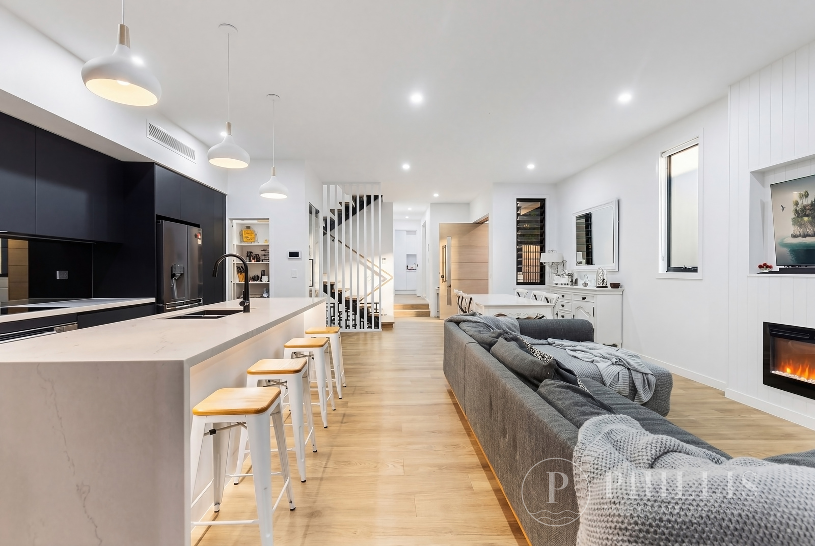 2/8 Thelma Avenue, Biggera Waters, Qld, 4216 - Image 9