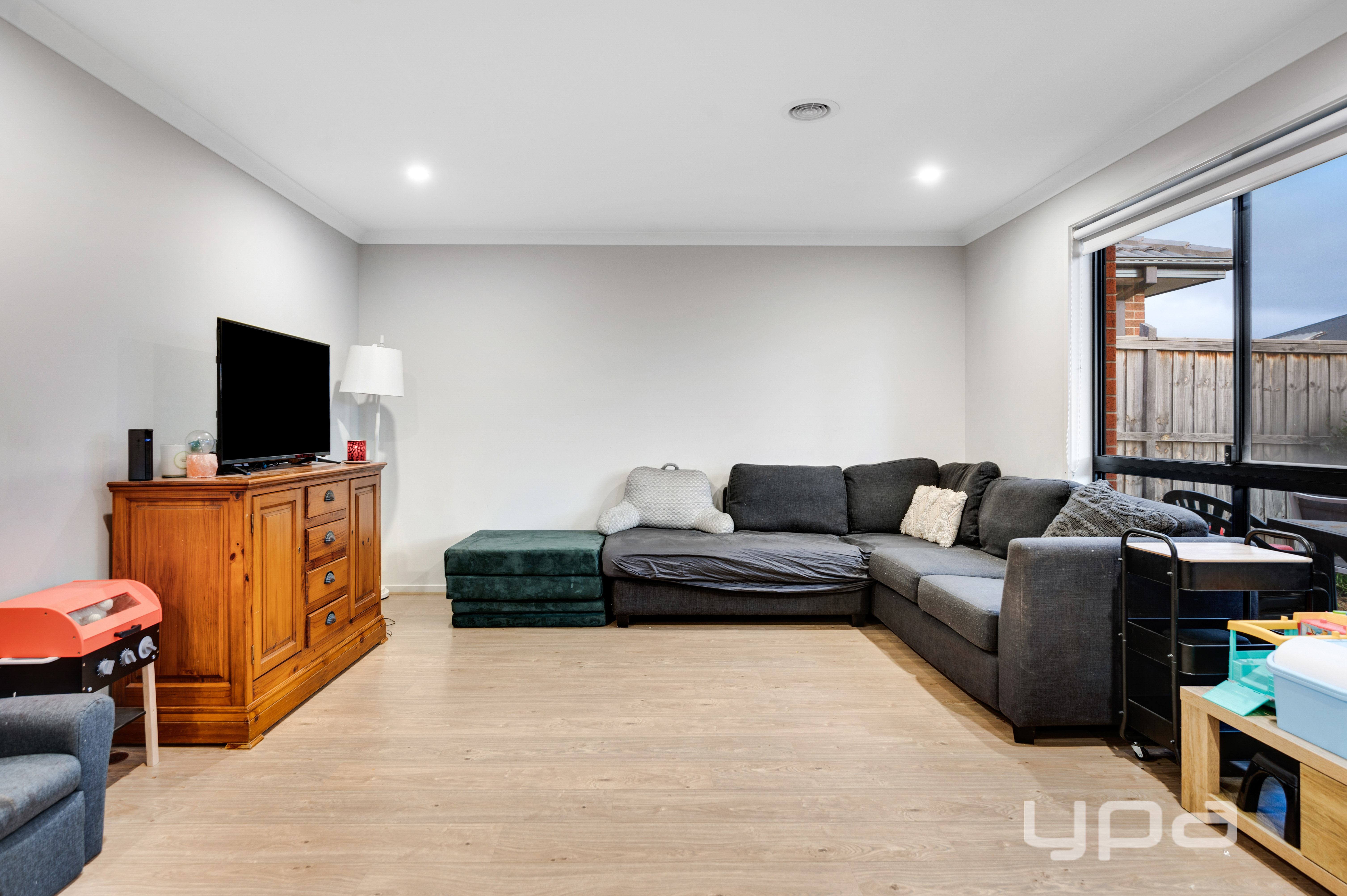 13 Fragrant Crescent, Diggers Rest, VIC 3427 - Image 9