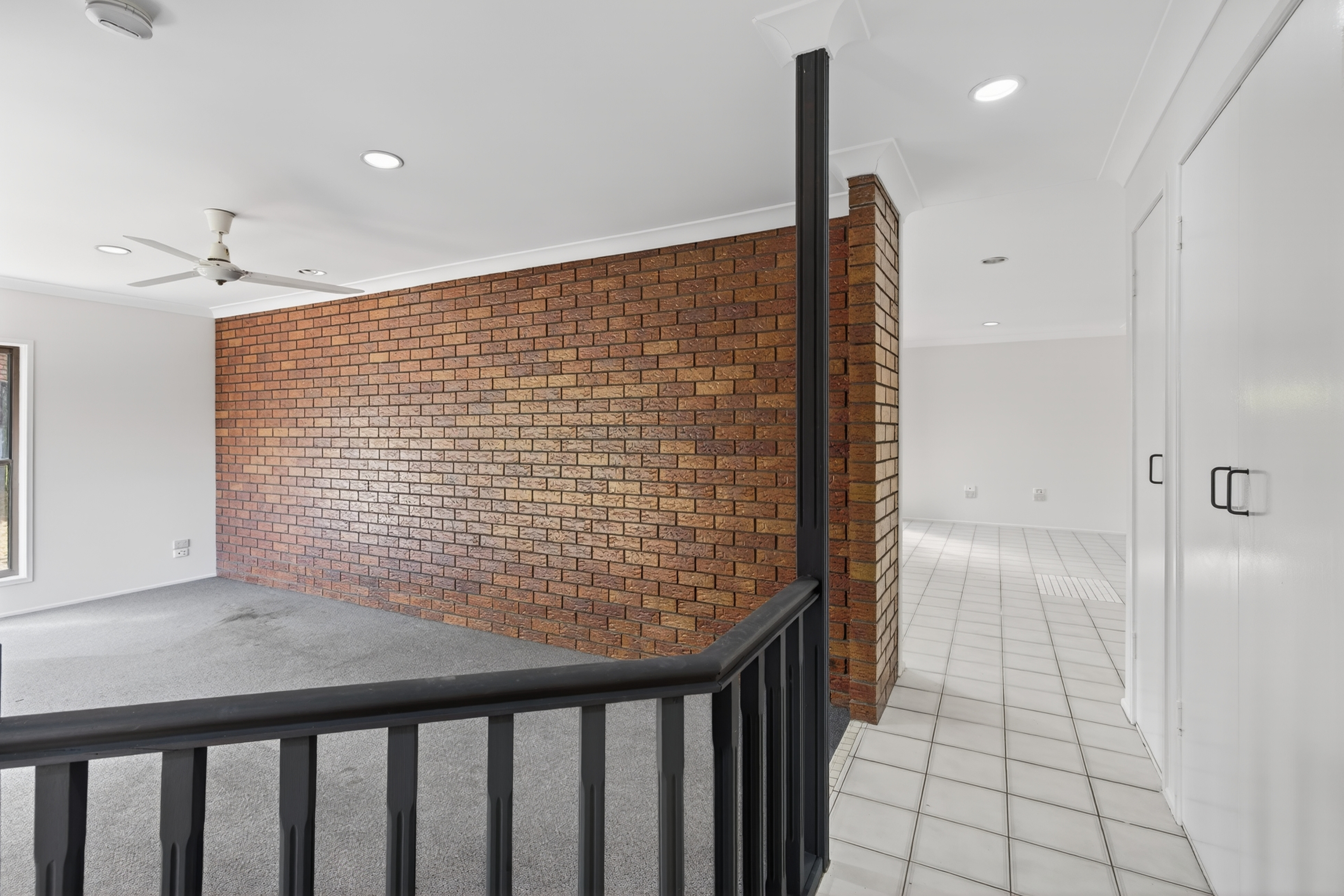 11 Harding Crescent, Cleveland, QLD 4163 - Image 4