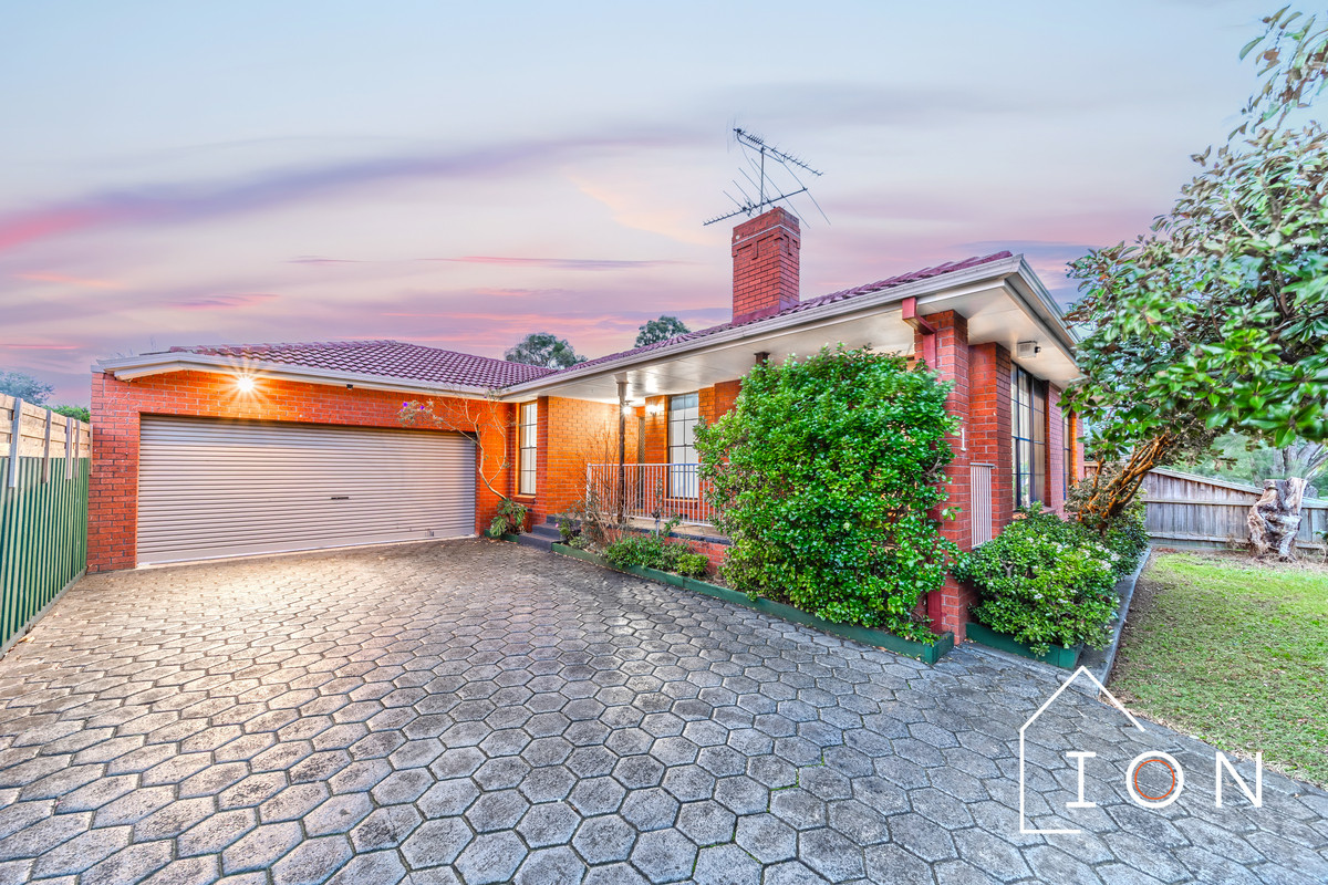 3-bedroom house at 1 MURNDAL COURT, Berwick VIC 3806, Casey, Victoria