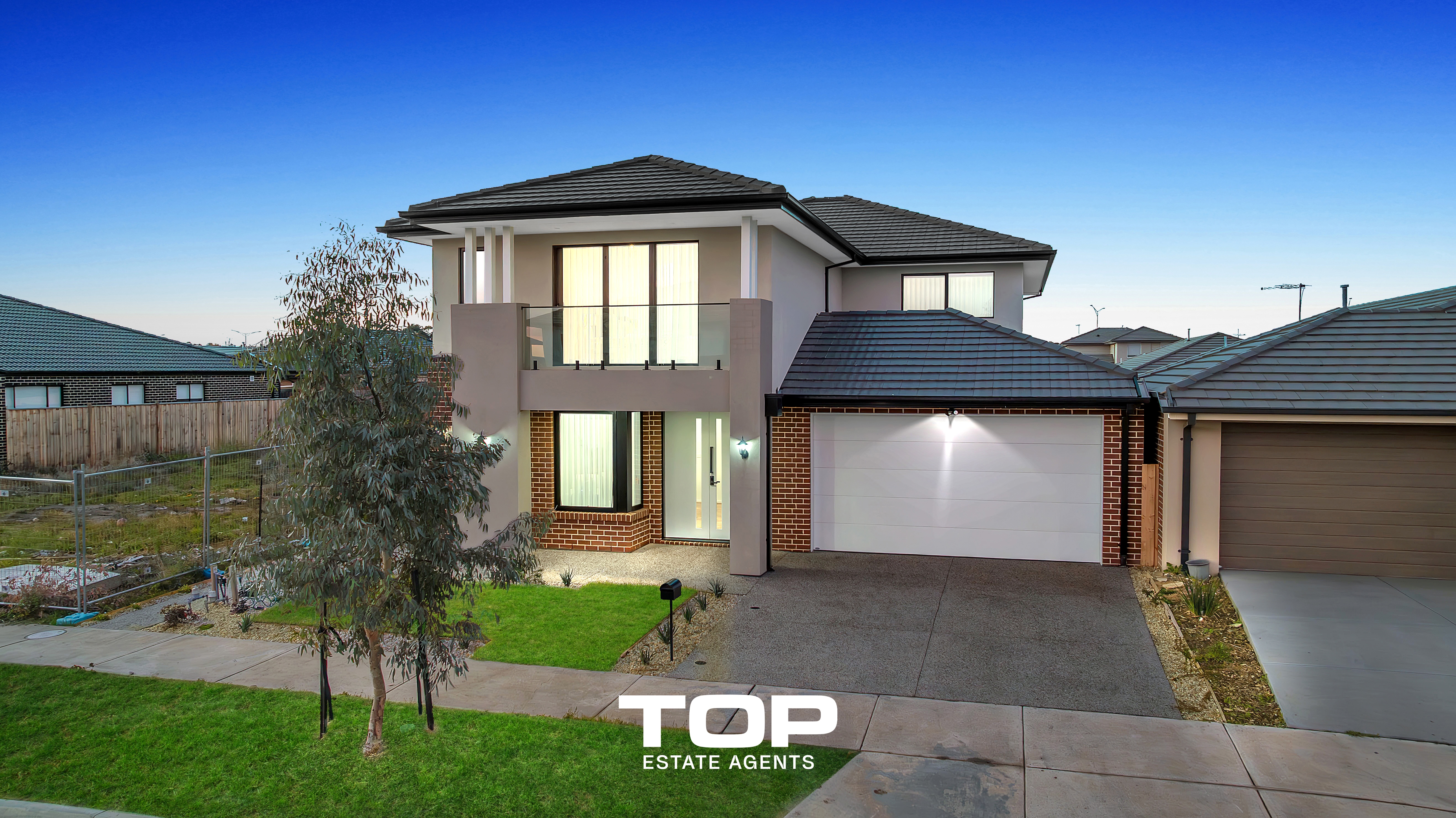 59 Parkrise Boulevard, Clyde North, VIC 3978 - Image 2