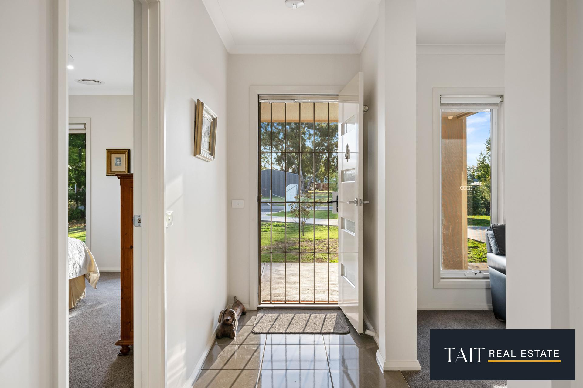 41 Pin Oak Drive, Wangaratta, VIC 3677 - Image 3