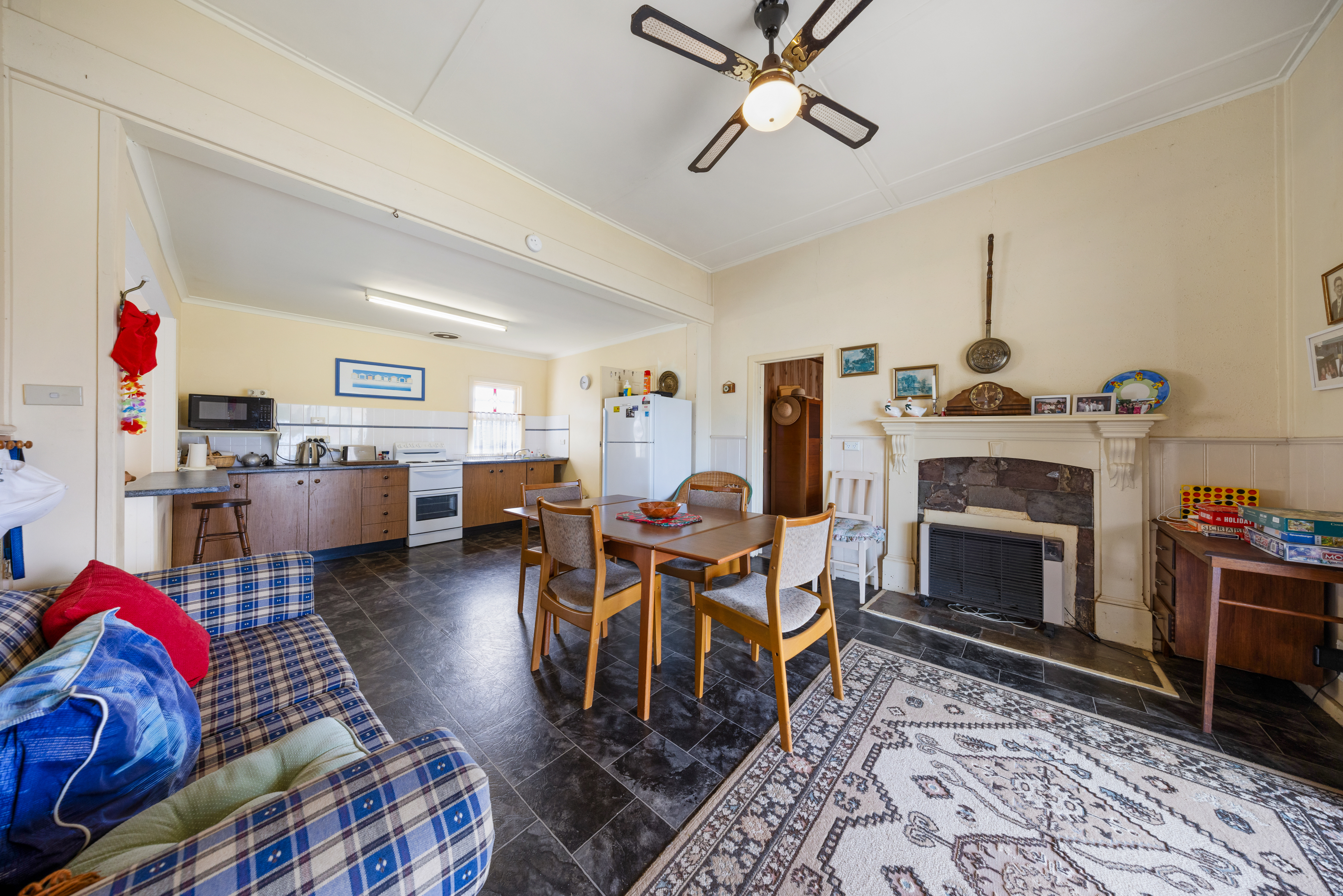 3-bedroom house at 8 BUCKLEY STREET, Seaspray VIC 3851, Wellington, Victoria