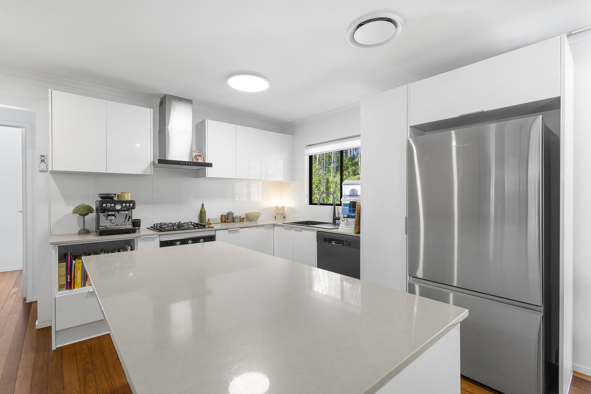 92 CUNNING ROAD, Tanawha QLD 4556 - Image 2