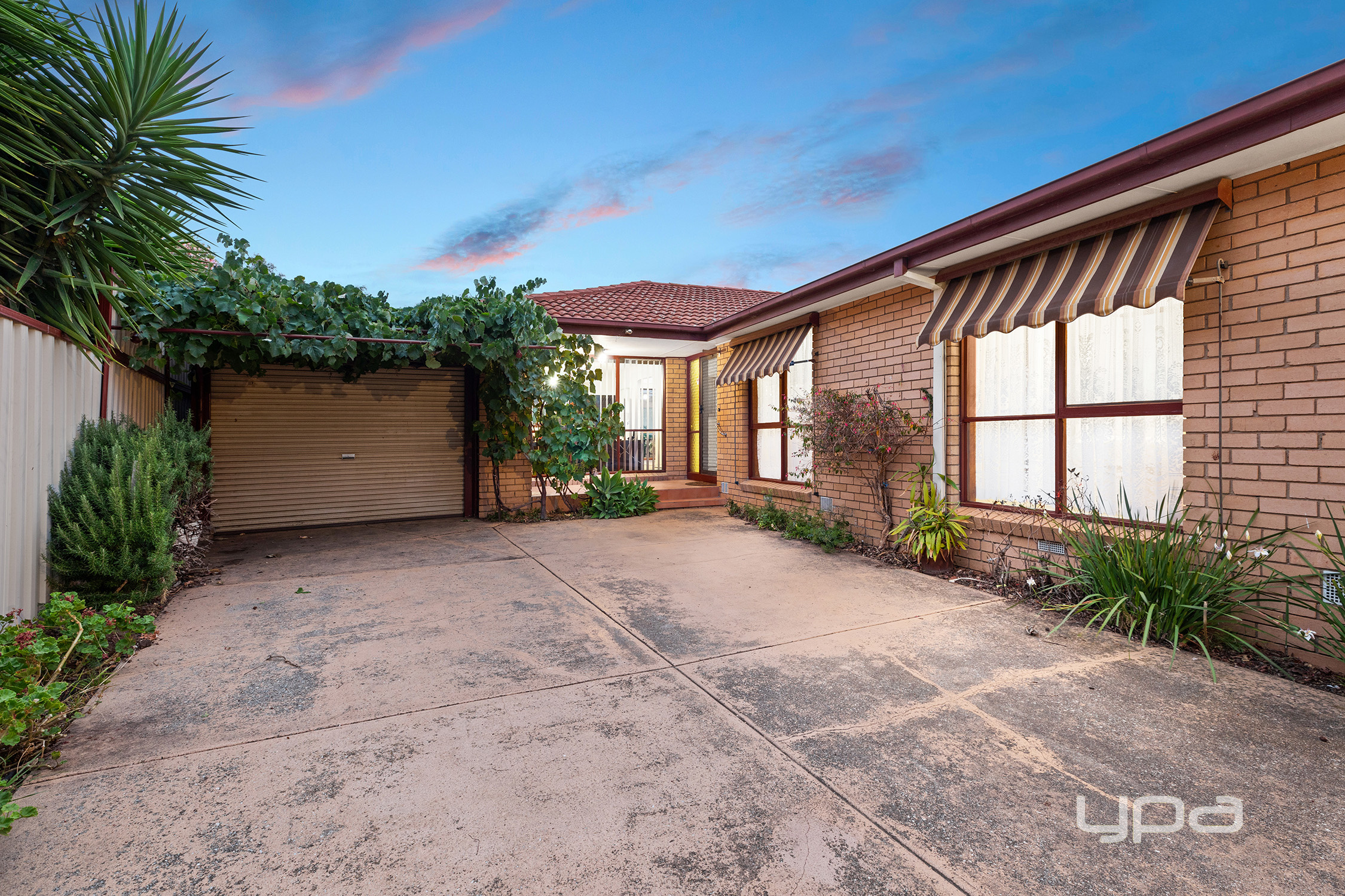 4-bedroom house at 37 Tarlee Drive, Albanvale, VIC 3021, Brimbank, Victoria