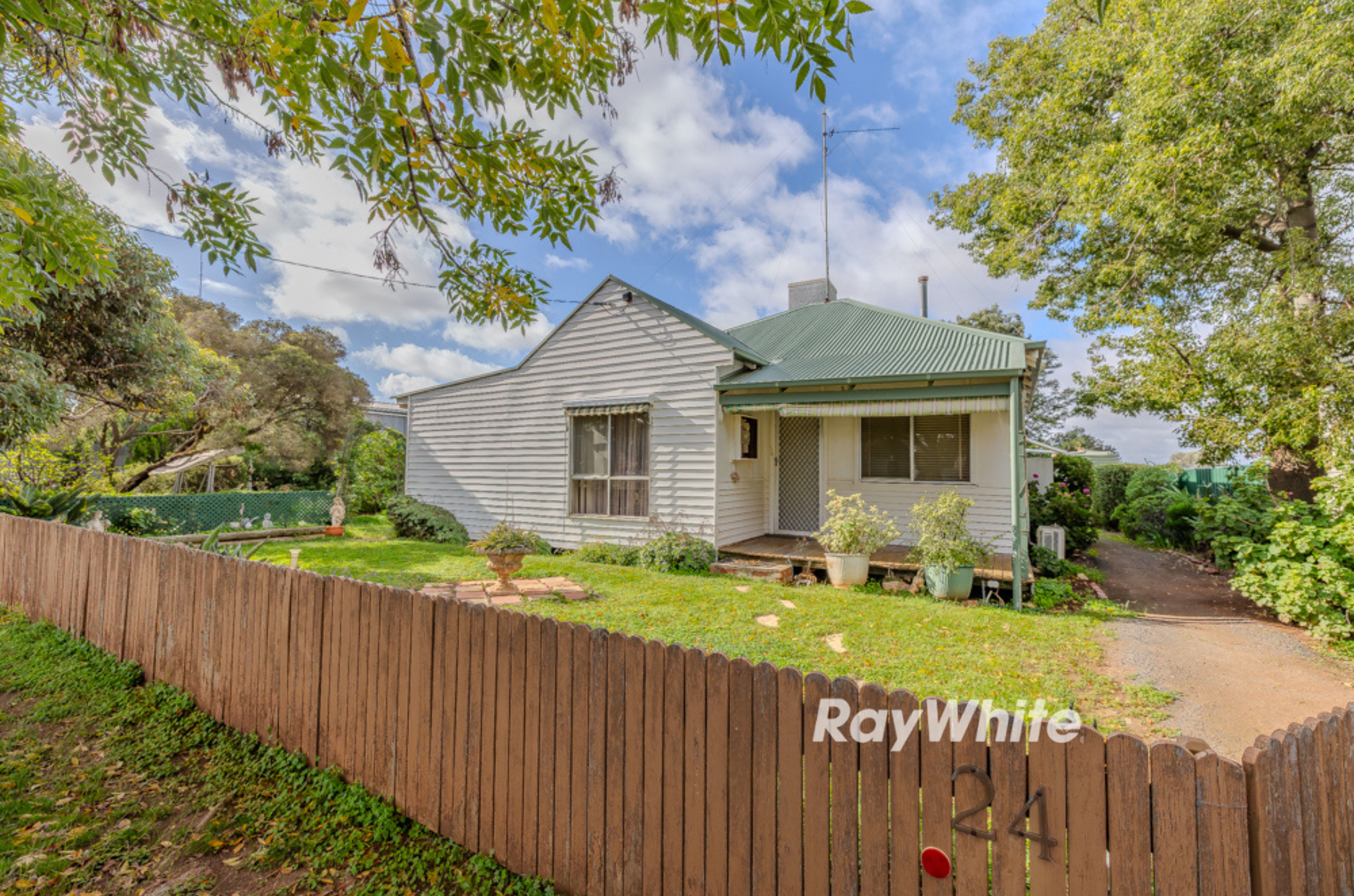 4-bedroom house at 24 Abbott Street, Birchip, VIC 3483, Buloke, Victoria