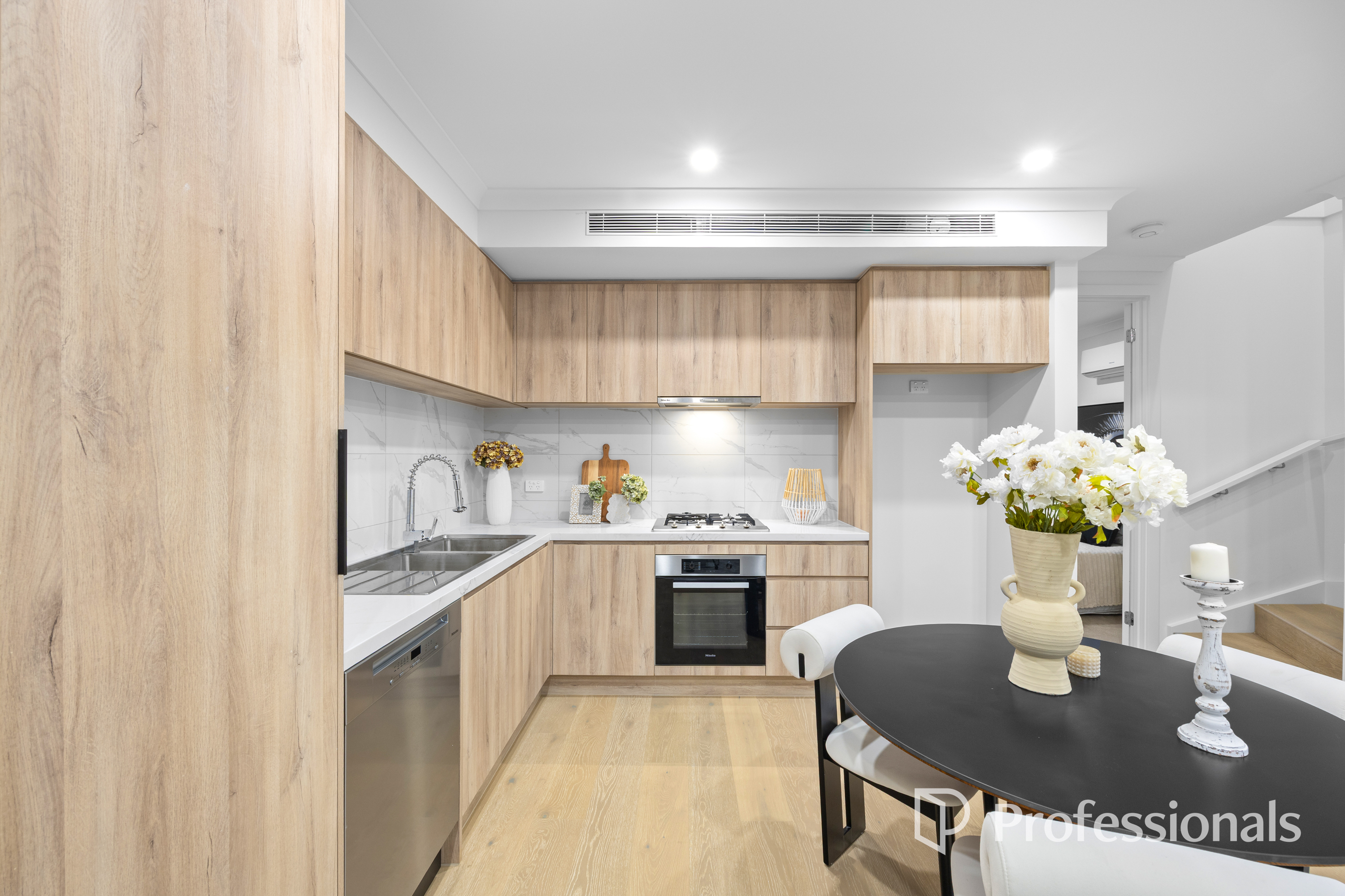 2/2-4 Doynton Parade, Mount Waverley, Vic, 3149 - Image 5