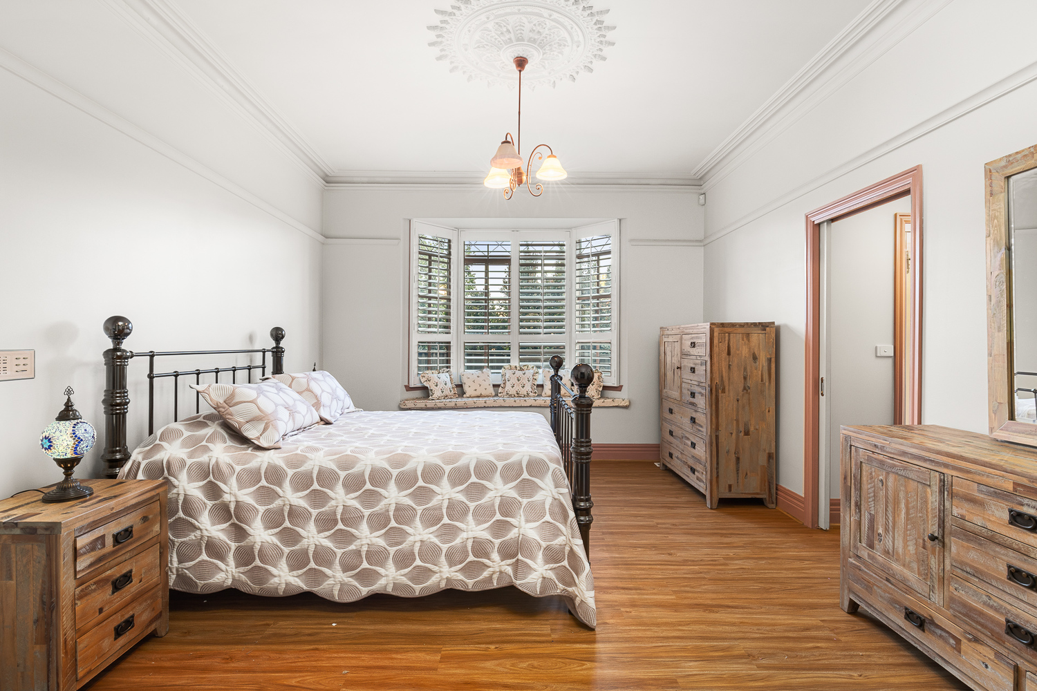 5-bedroom house at 4 REEVE DRIVE, Keilor VIC 3036, Brimbank, Victoria