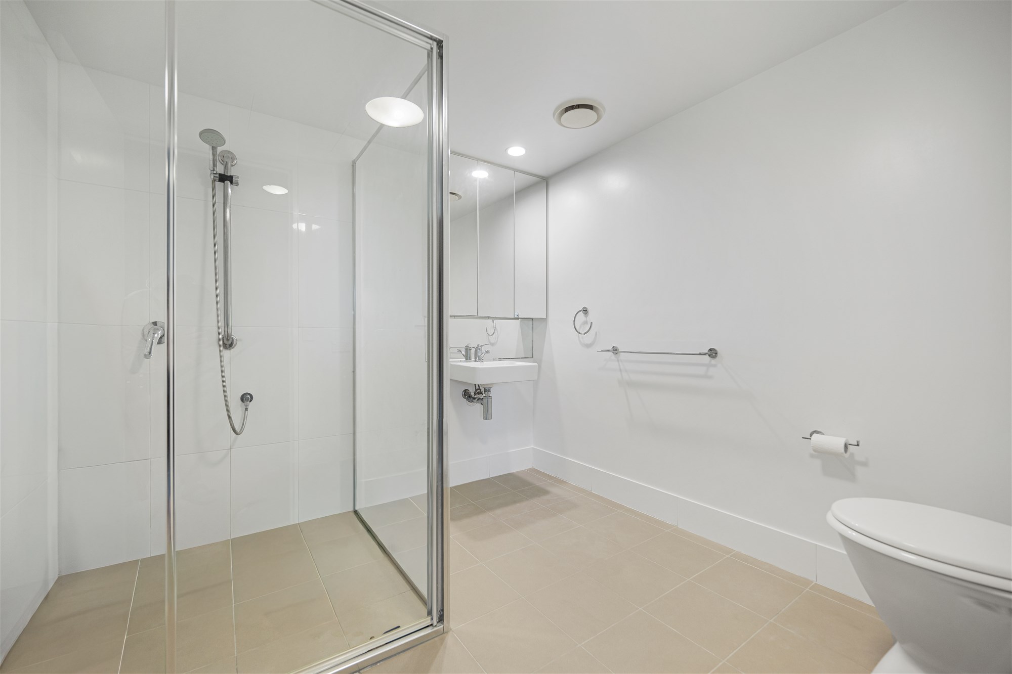 UNIT 411 GLADSTONE CENTRAL PLAZA 52 OAKA LANE, Gladstone Central QLD 4680 - Image 10