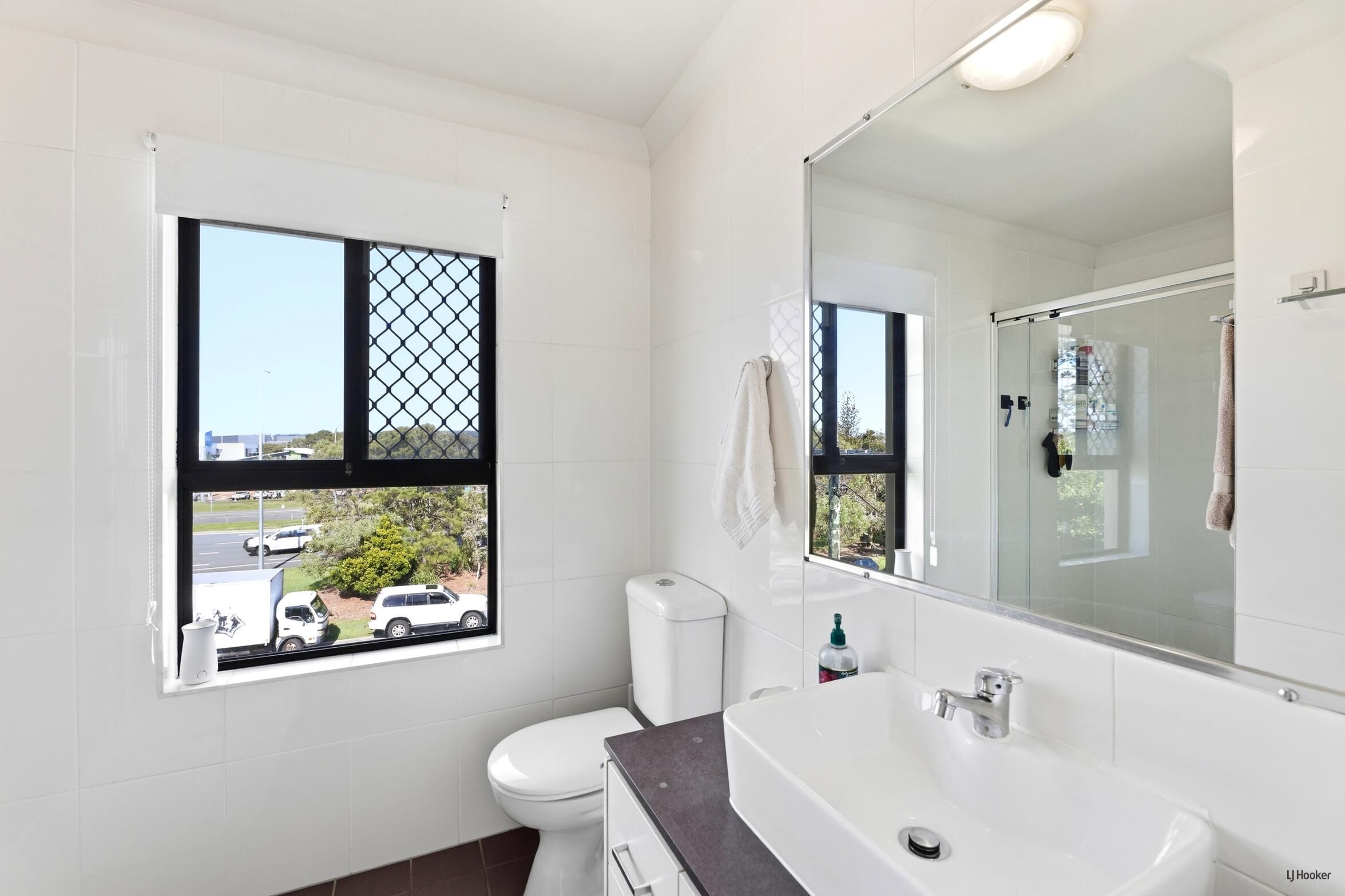 14 111-113 GOLDEN FOUR DRIVE, BILINGA QLD 4225 - Image 9