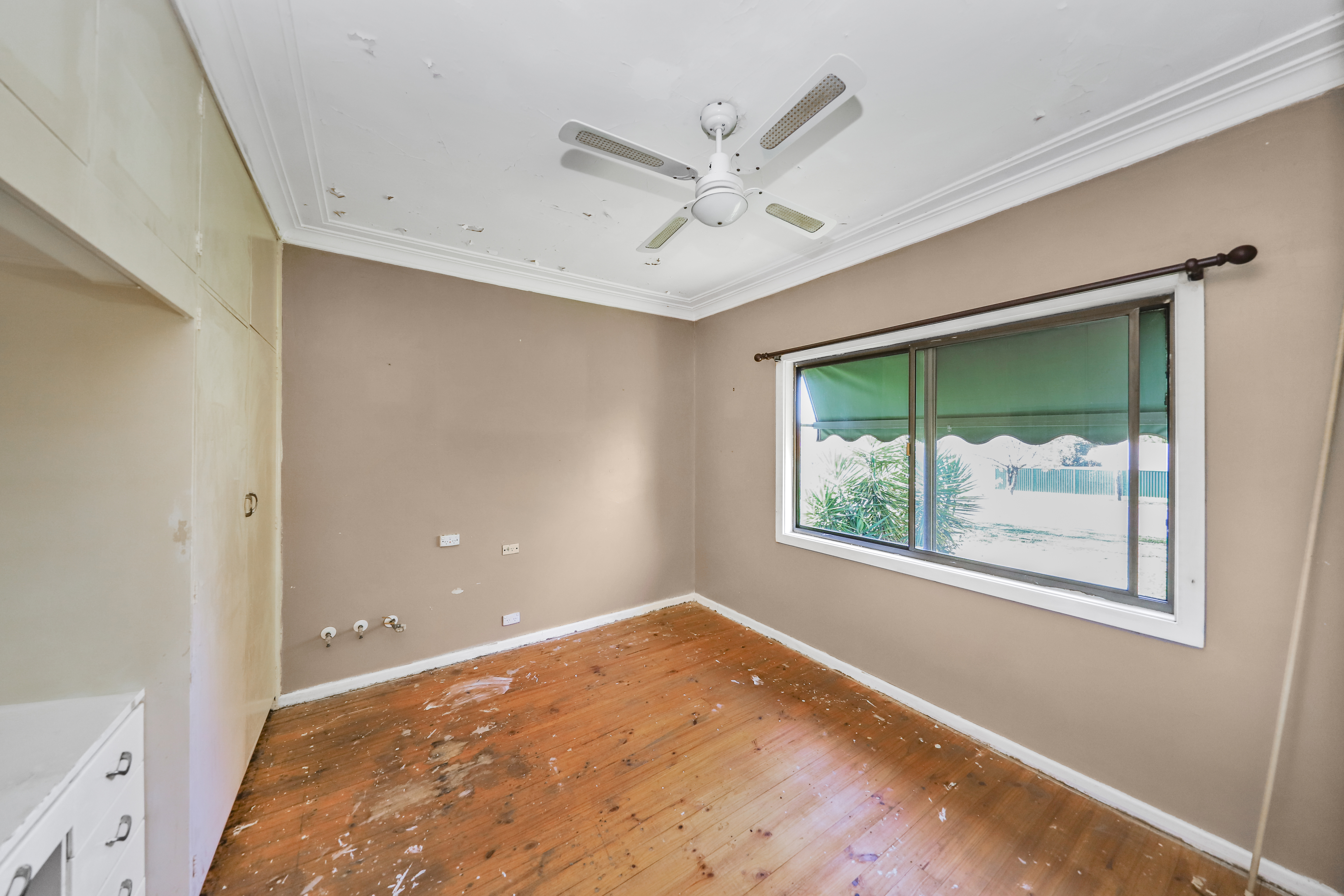 157 Simpson Street, Tumut, Nsw, 2720 - Image 6