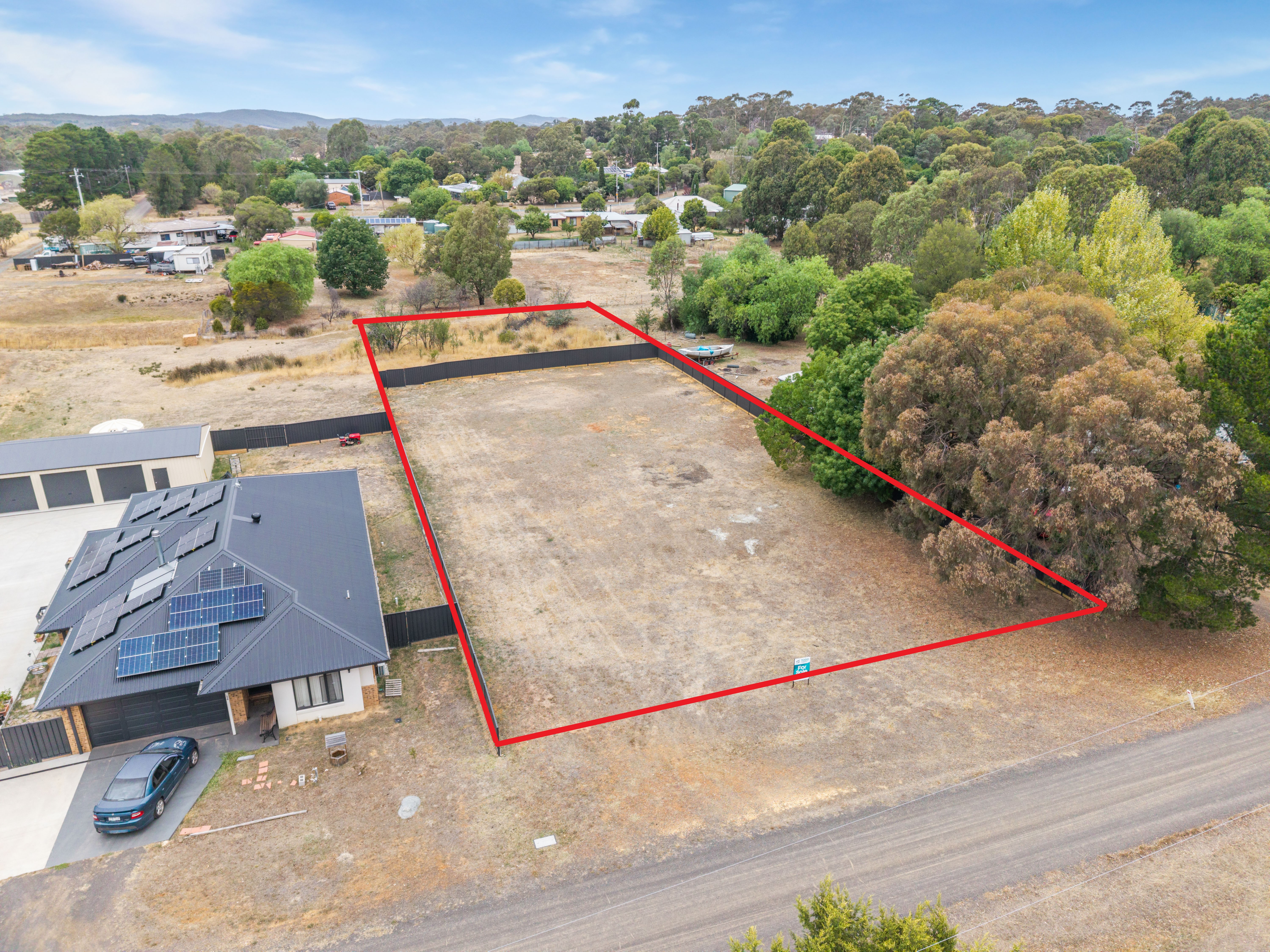 12 Matthews Road, Heathcote, Vic, 3523 - Image 1