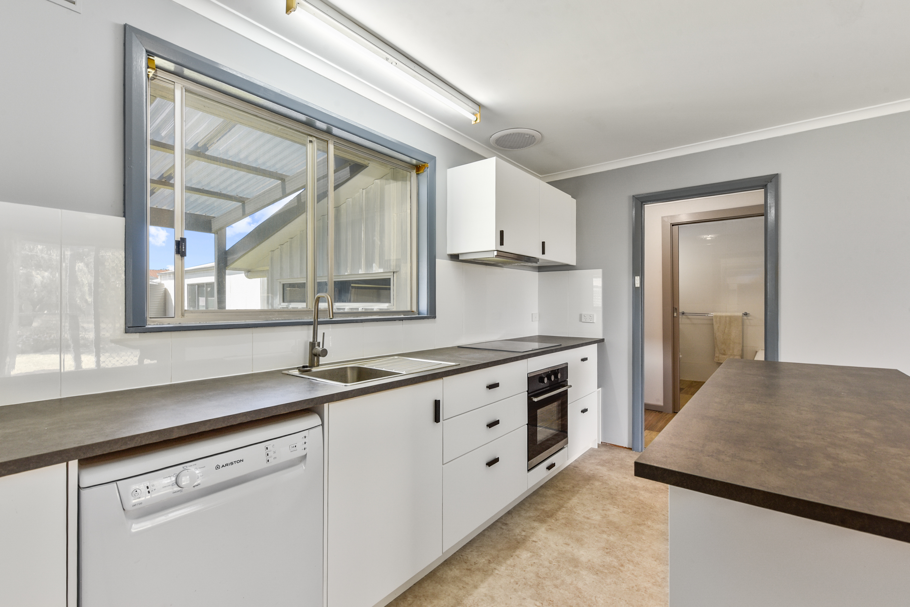 17 Mcfarlane Street, Robe, SA 5276 - Image 3