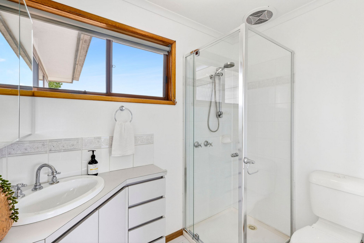 2 Ashford Court, Belmont, VIC 3216 - Image 7