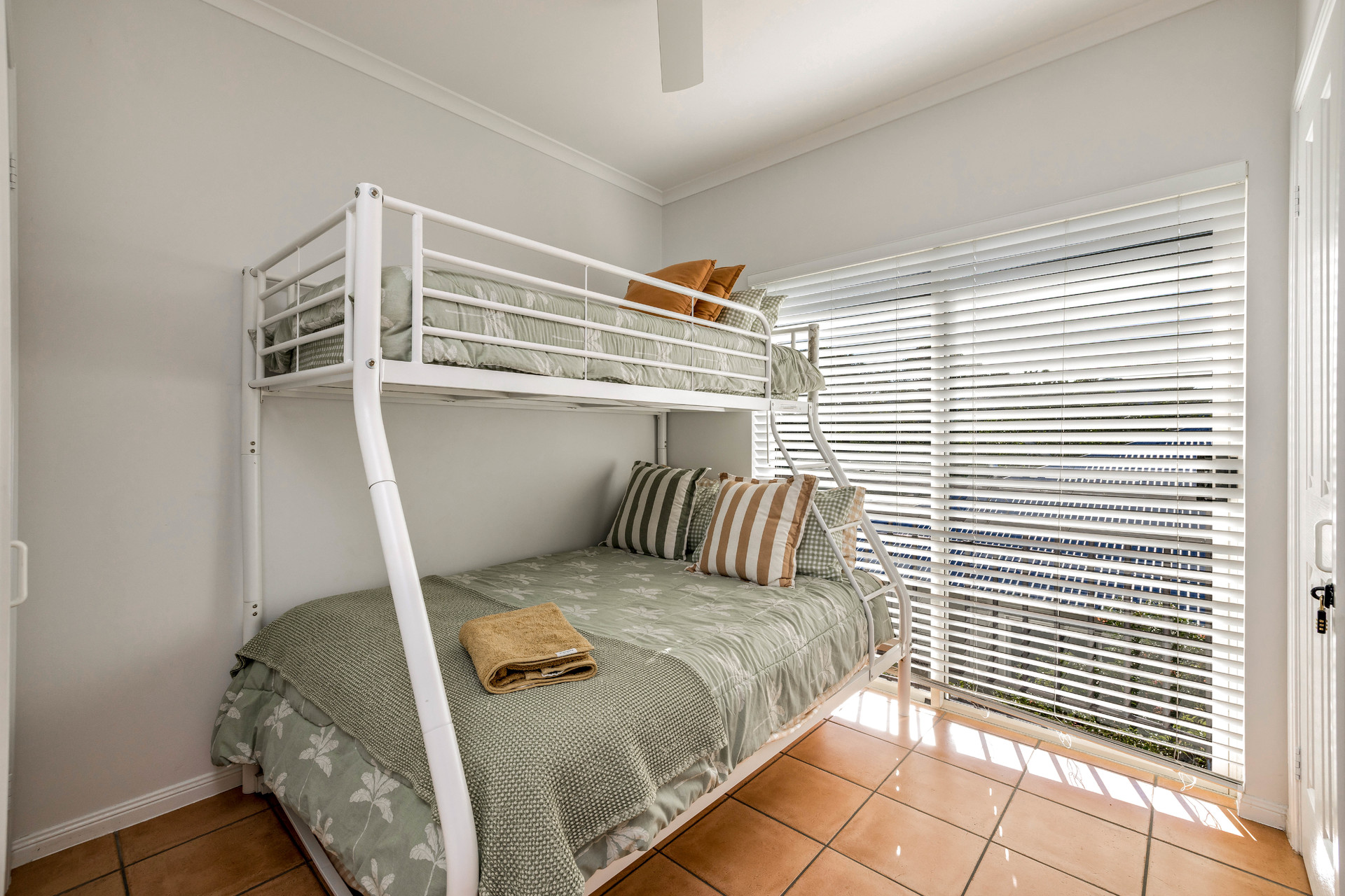 7 205 MCLEOD STREET, CAIRNS NORTH QLD 4870 - Image 7