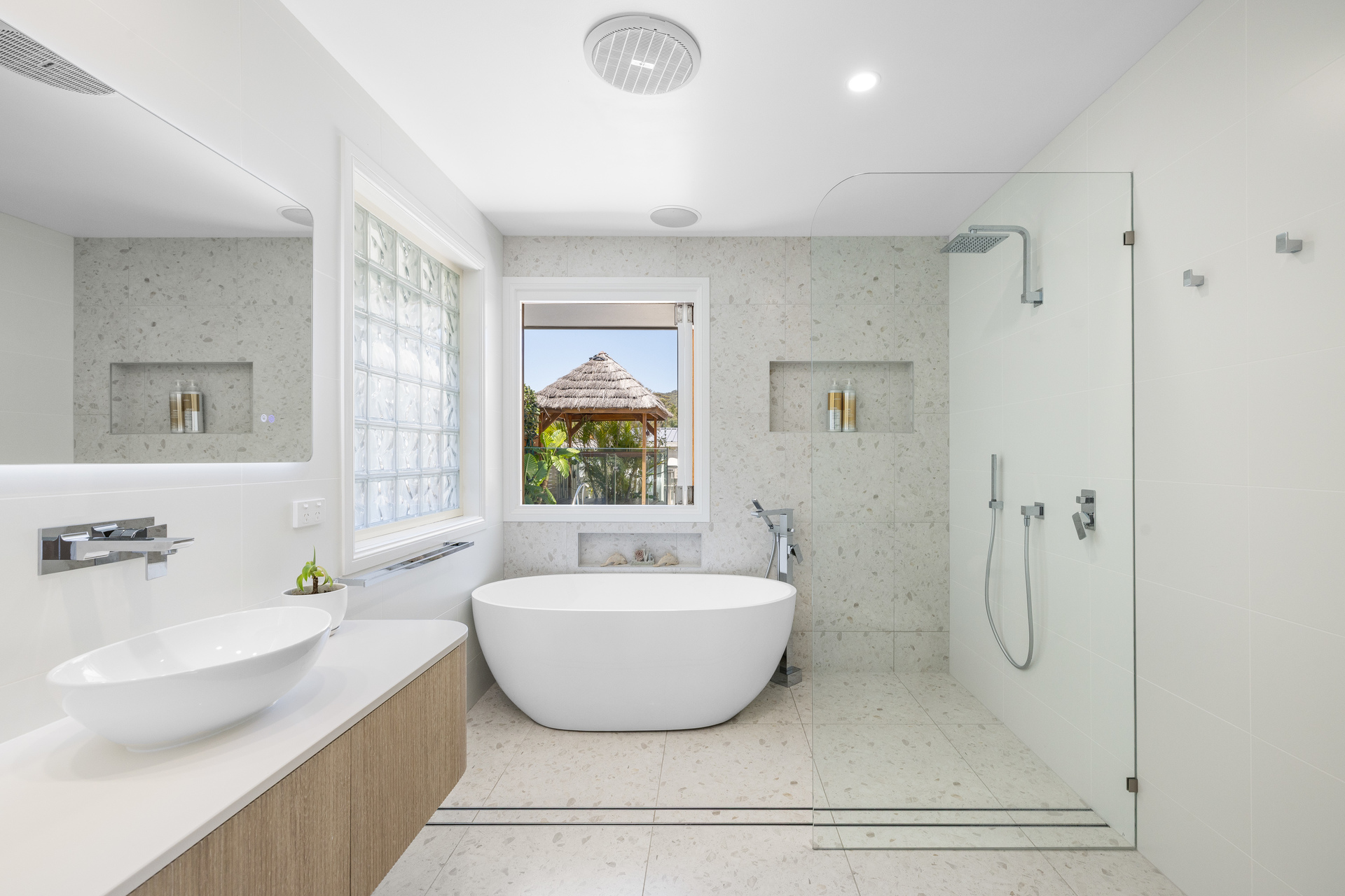 27 Waianbar Avenue, South West Rocks, Nsw, 2431 - Image 10