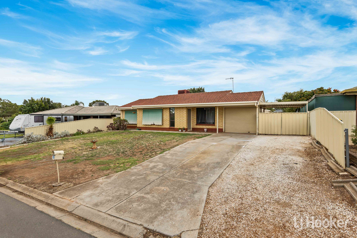 13 Banksia Crescent, Craigmore, SA 5114 - Image 4