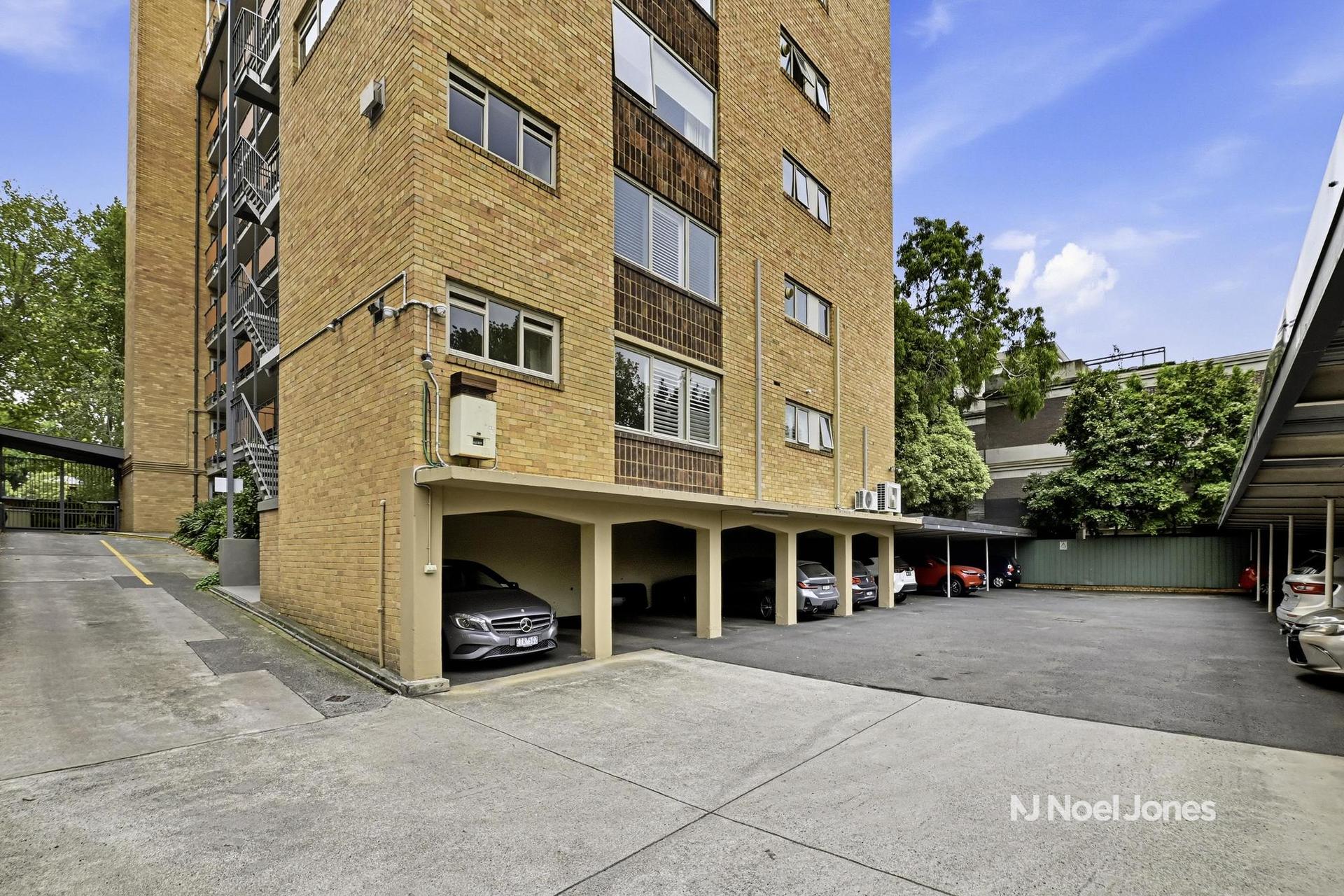 9/740 Orrong Road, Toorak, VIC 3142 - Image 10