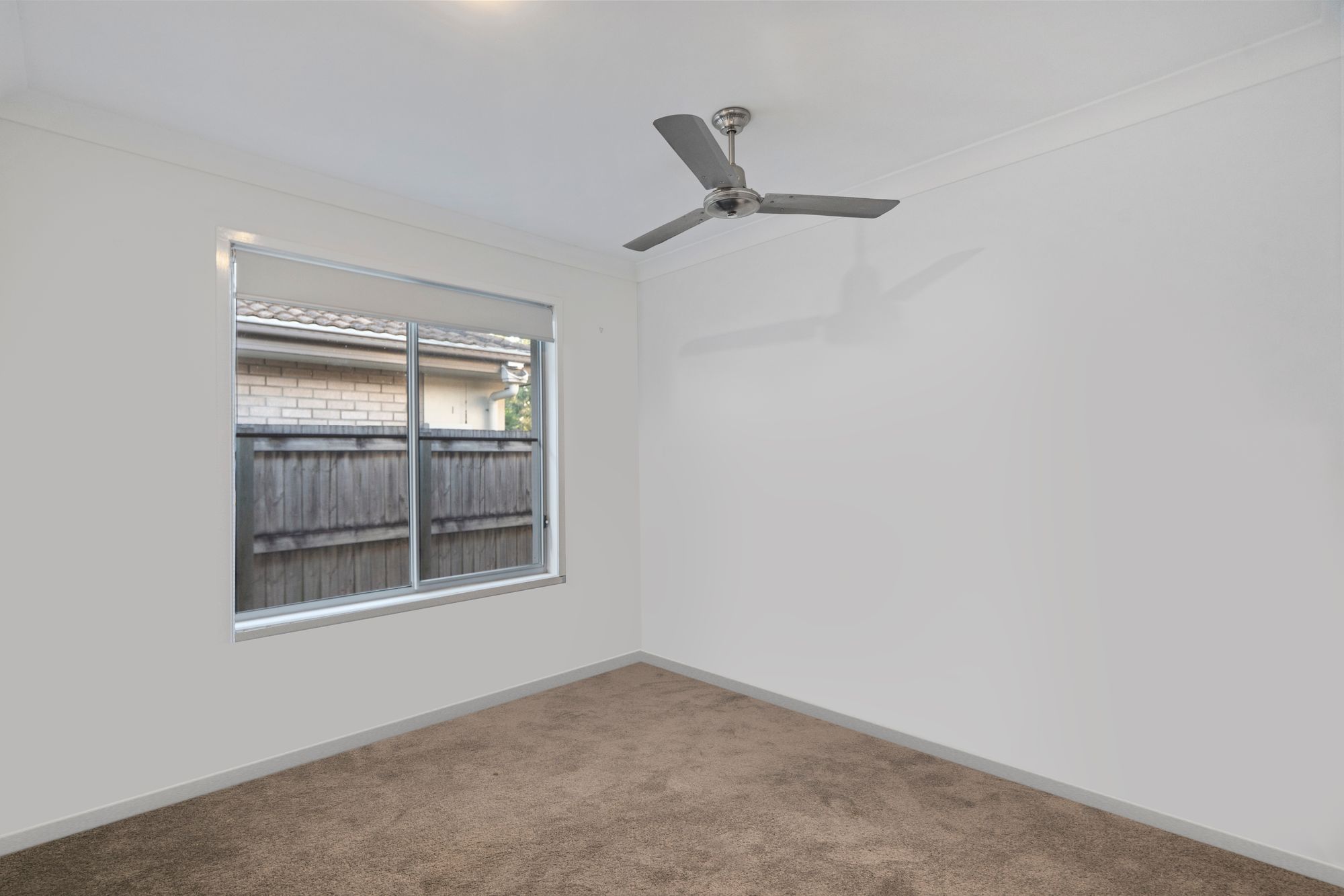 44 WYNDHAM CIRCUIT, Holmview QLD 4207 - Image 9