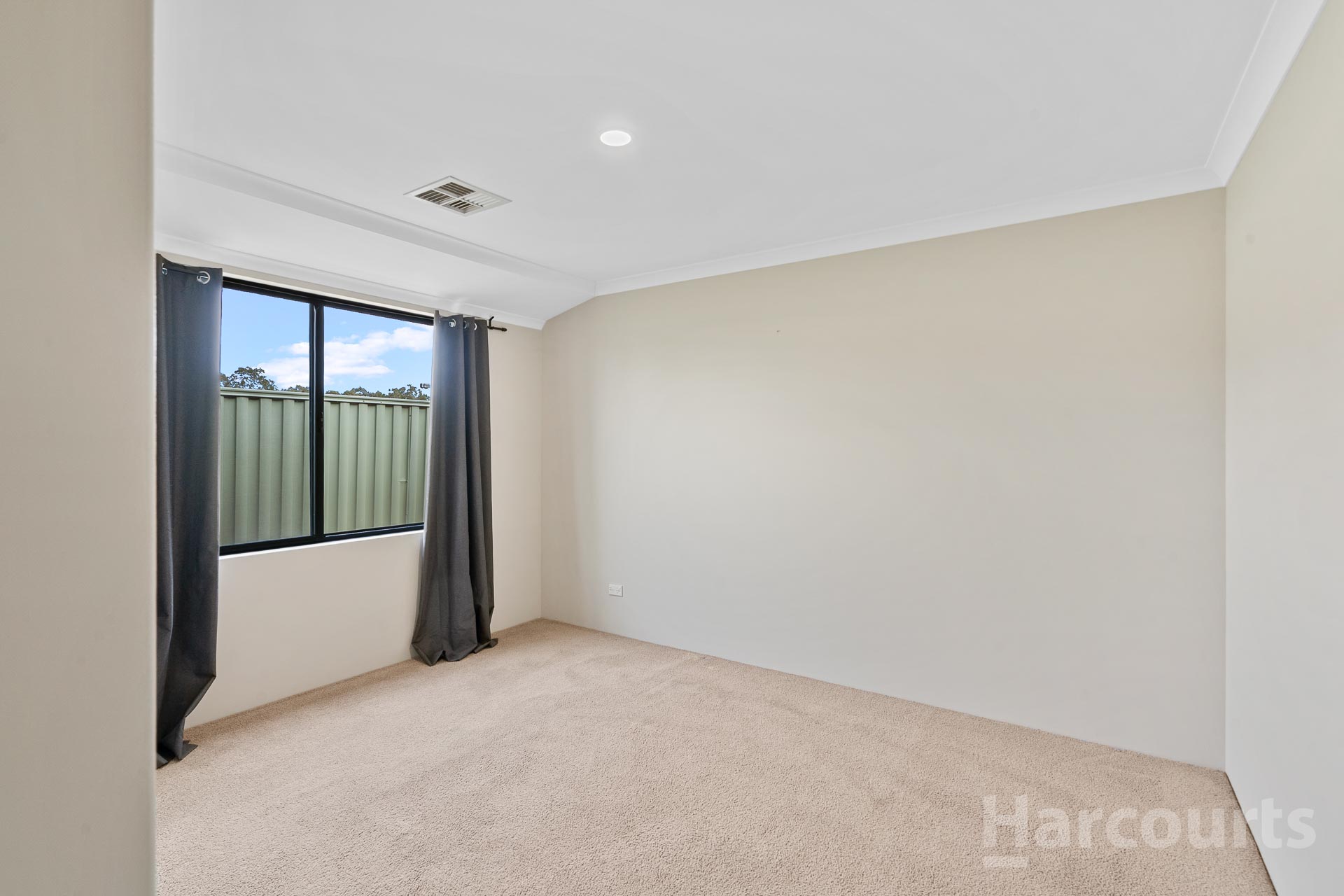 4-bedroom house at 8 Goldseeker Loop, Ravenswood, WA 6208, Murray, Western Australia