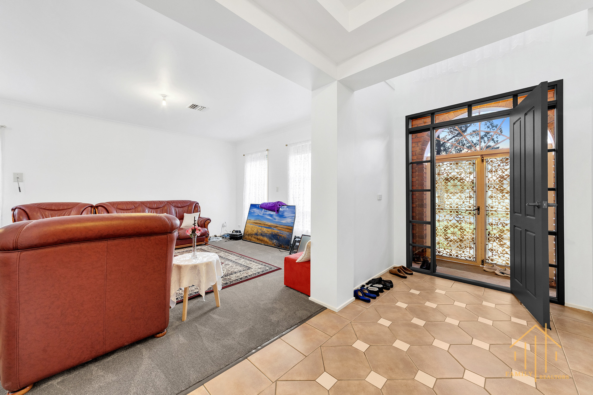 11 FLYNN COURT, Narre Warren South VIC 3805 - Image 4