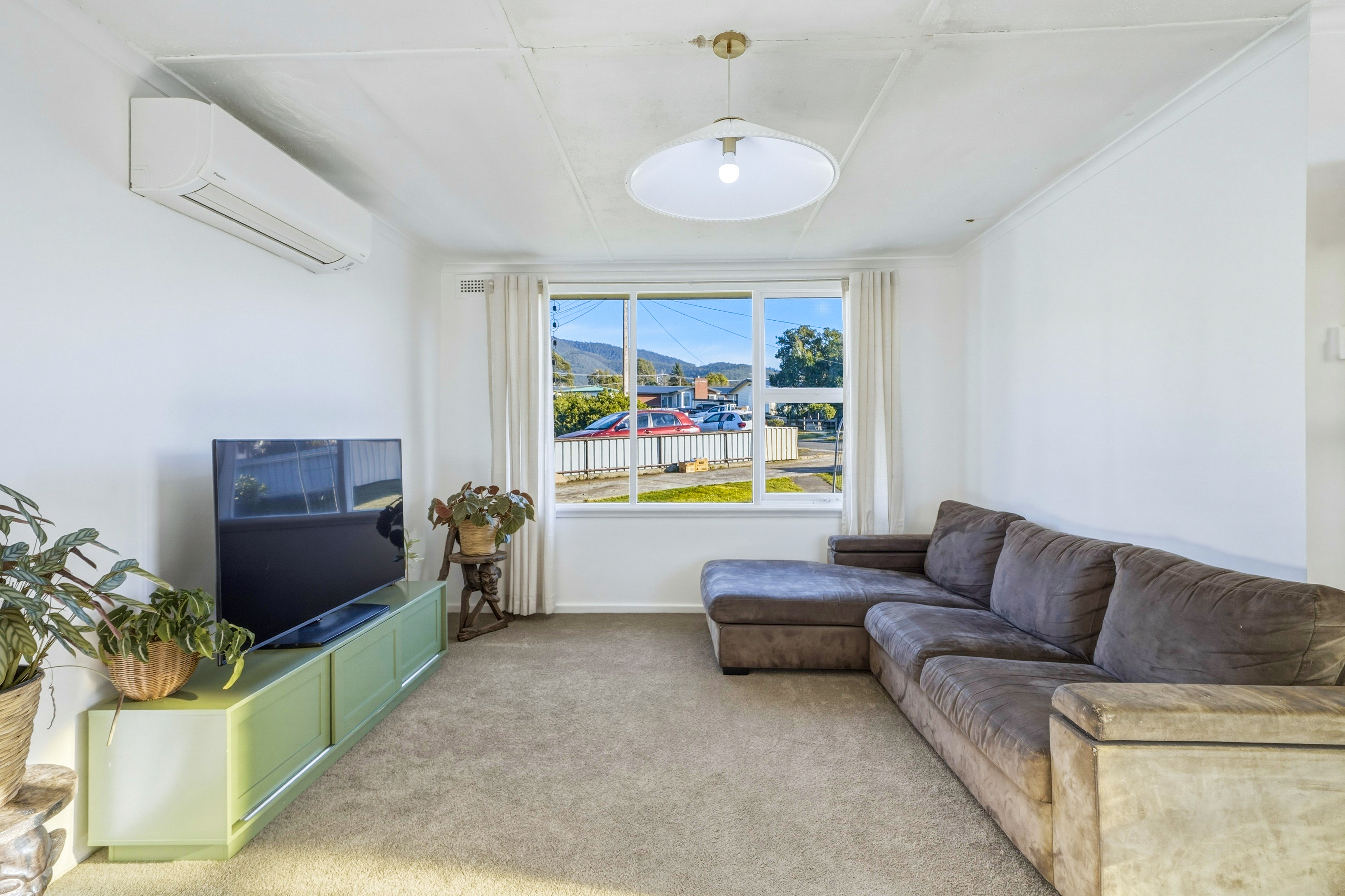 49 CLEBURNE STREET, Claremont TAS 7011 - Image 3