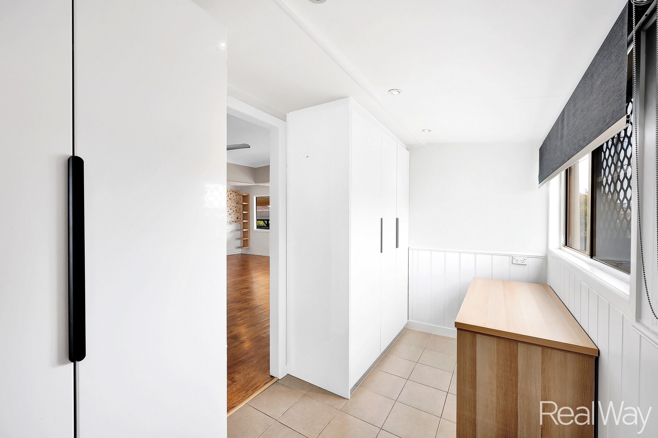 13 BULLPITT STREET, Avenell Heights QLD 4670 - Image 9