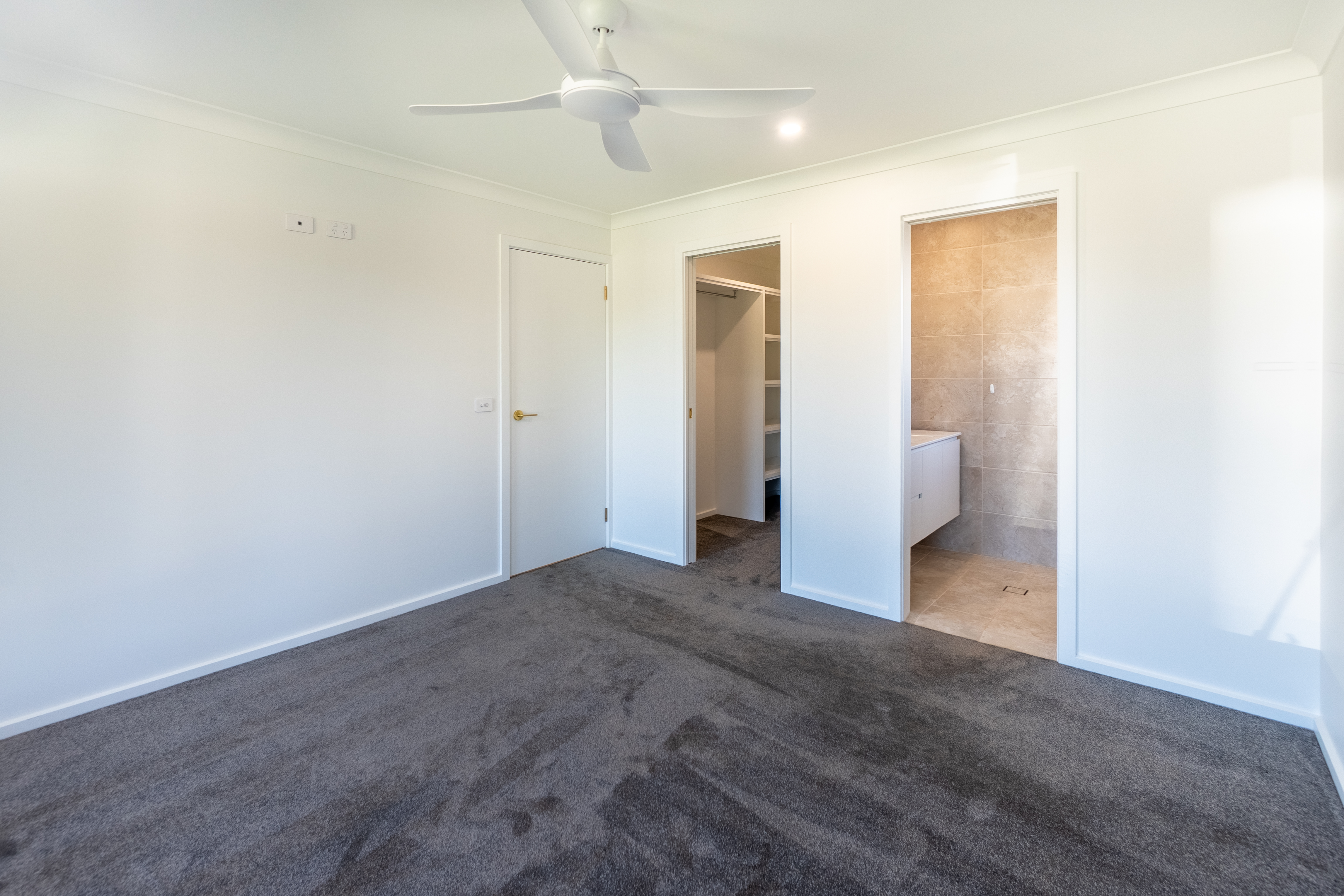 3-bedroom house at Unit A/21 Kingdon Drive, Coolamon, Nsw, 2701, Coolamon, New South Wales