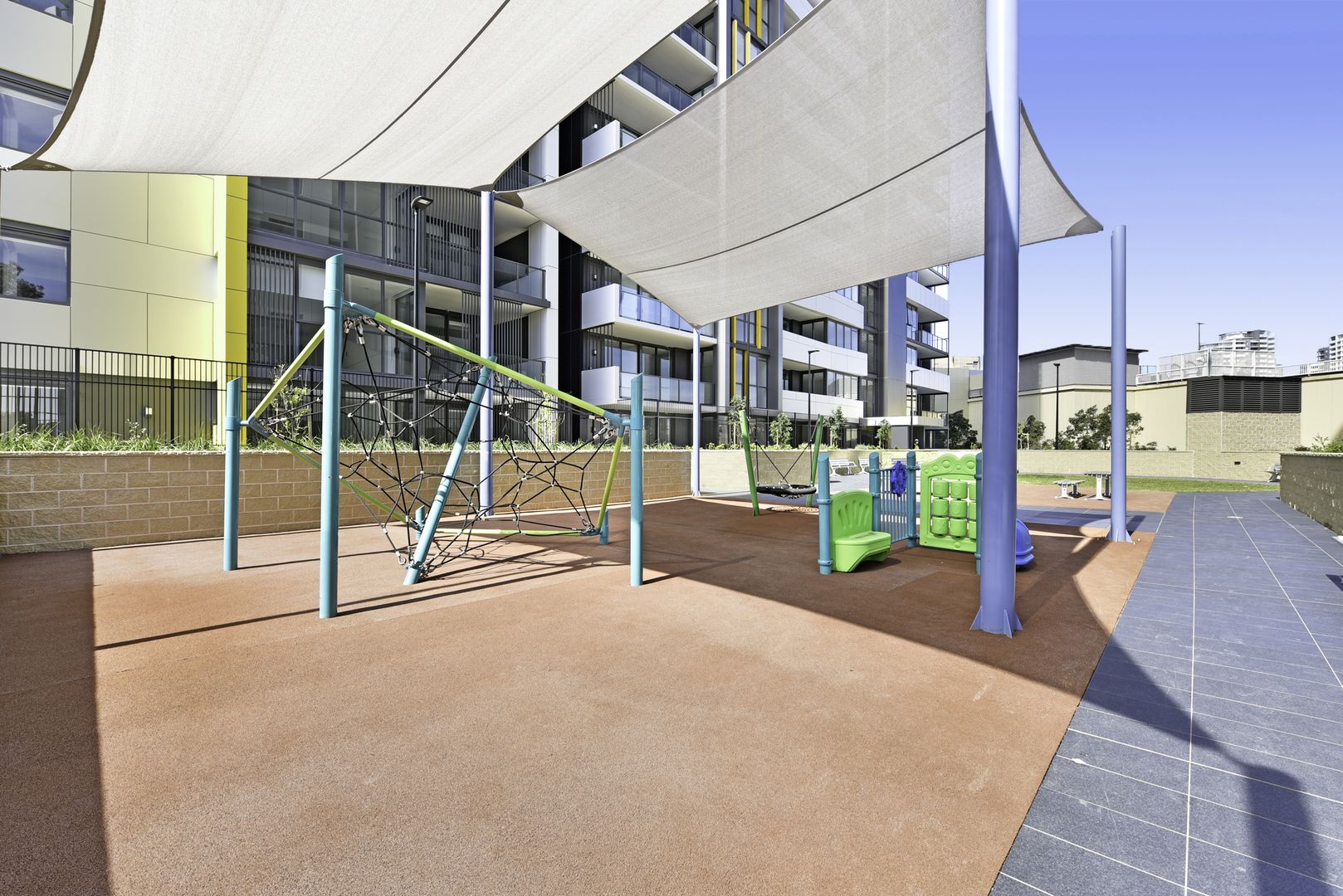 2/9 Gay Street, Castle Hill, NSW 2154 - Image 5