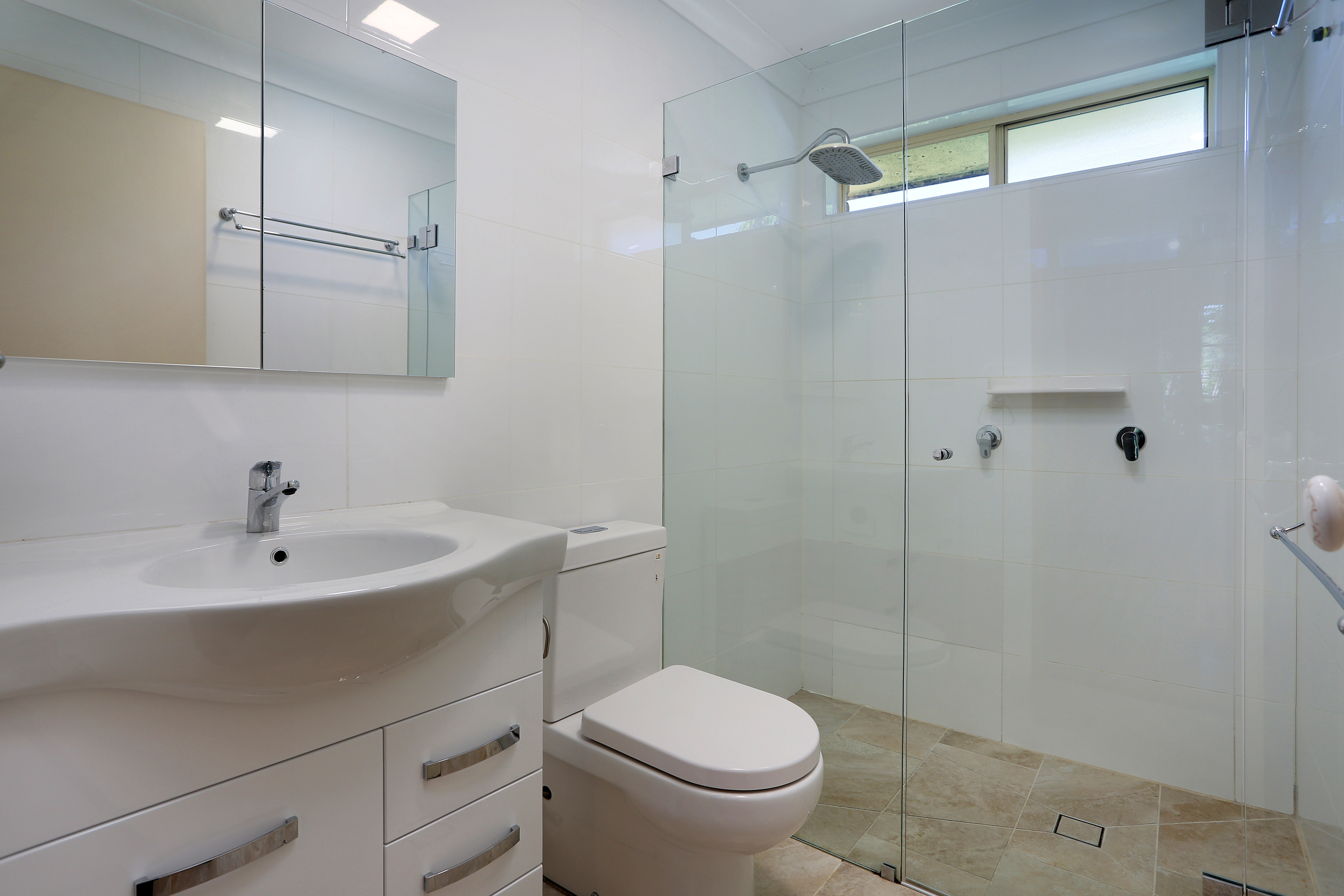 5-bedroom house at 35 Lamonerie Street, Toongabbie, NSW 2146, Parramatta, New South Wales