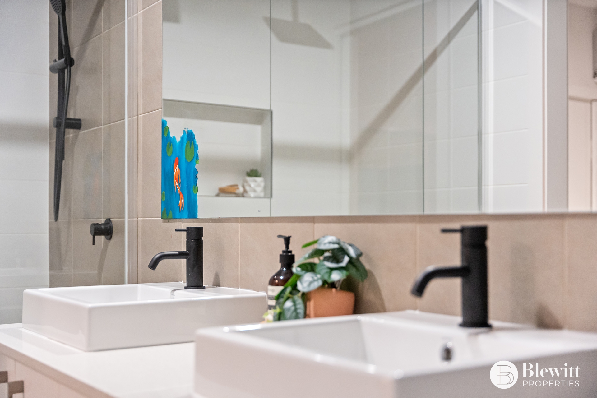 4-bedroom unit at UNIT 3 AVANI 1 ROWLAND REES CRESCENT, Greenway ACT 2900, Unincorporated Act, Australian Capital Territory