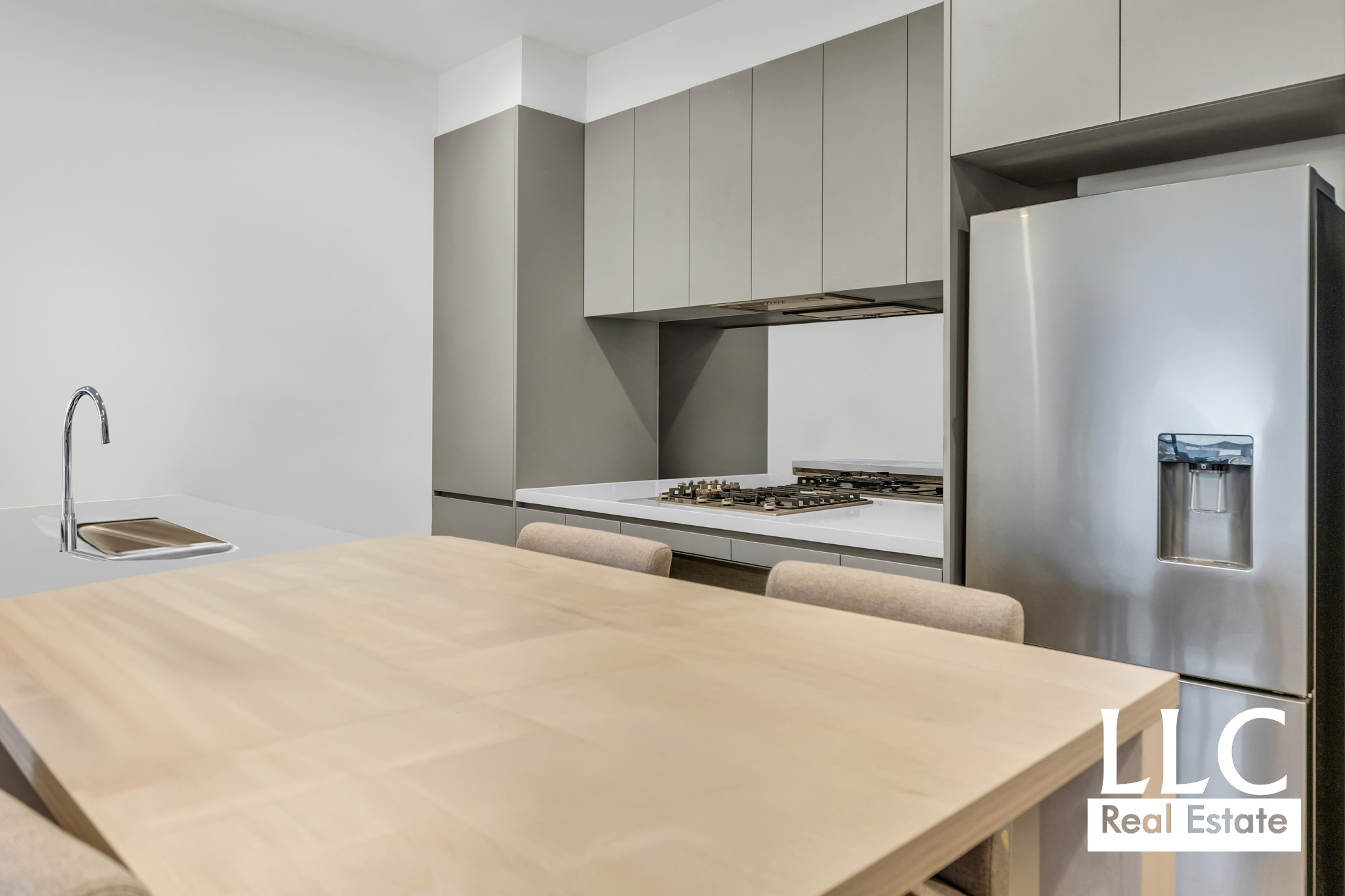 211/162 Whitehorse Road, Blackburn, Vic, 3130 - Image 5