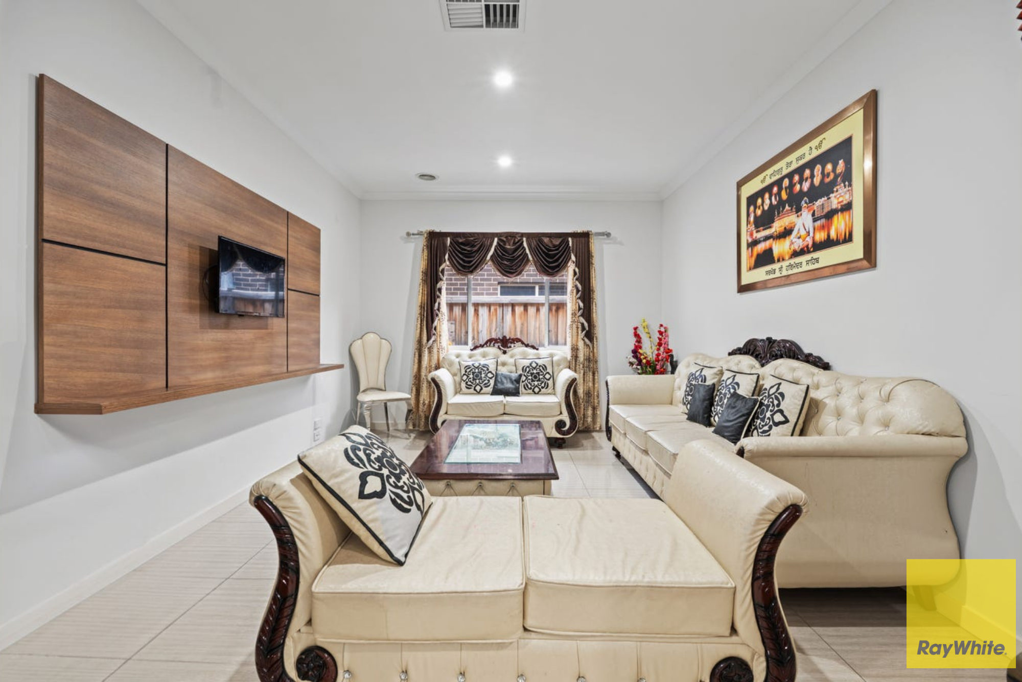 11 HANOVER STREET, Point Cook VIC 3030 - Image 5