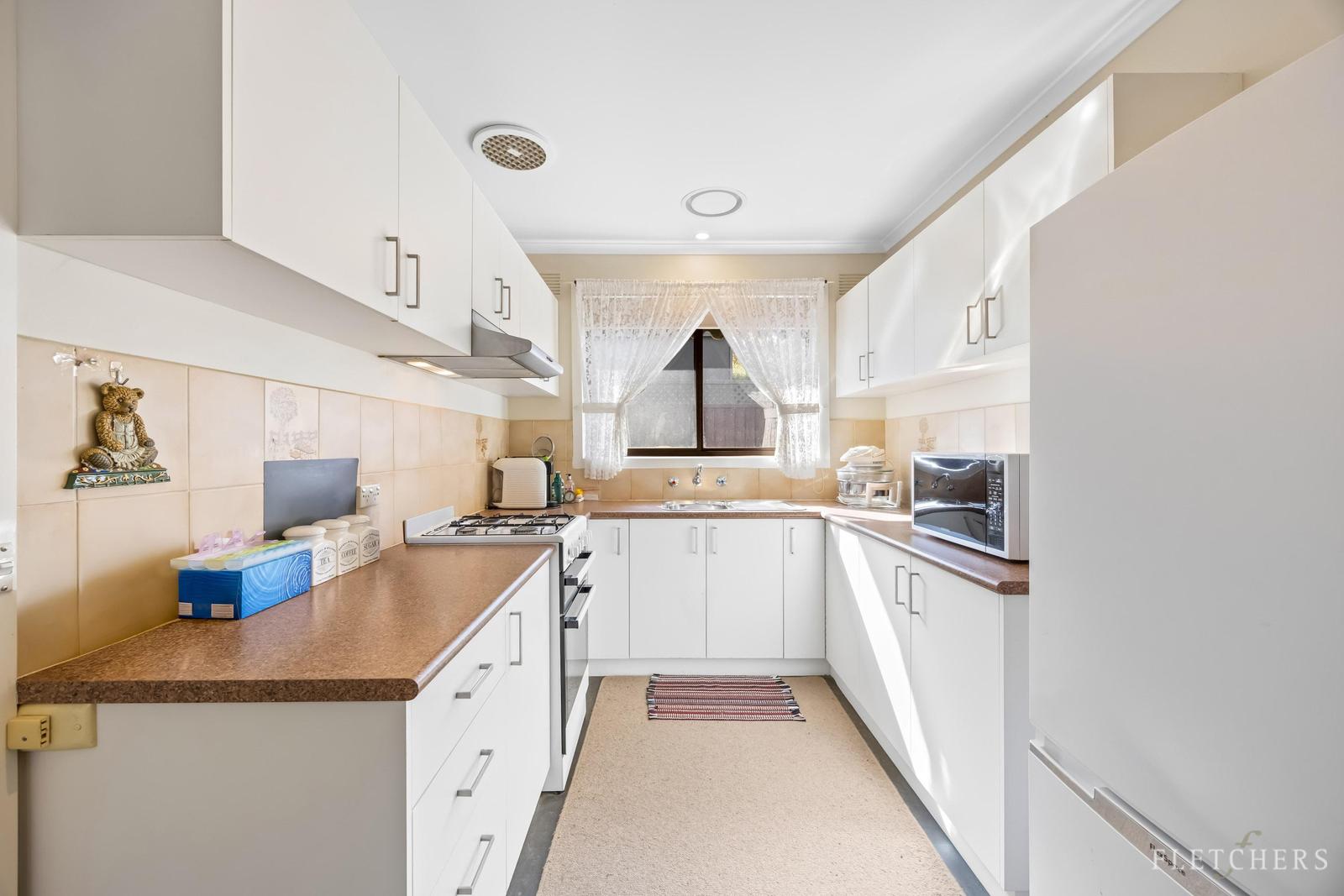 UNIT 2 411 DRUMMOND STREET SOUTH, Ballarat Central VIC 3350 - Image 2