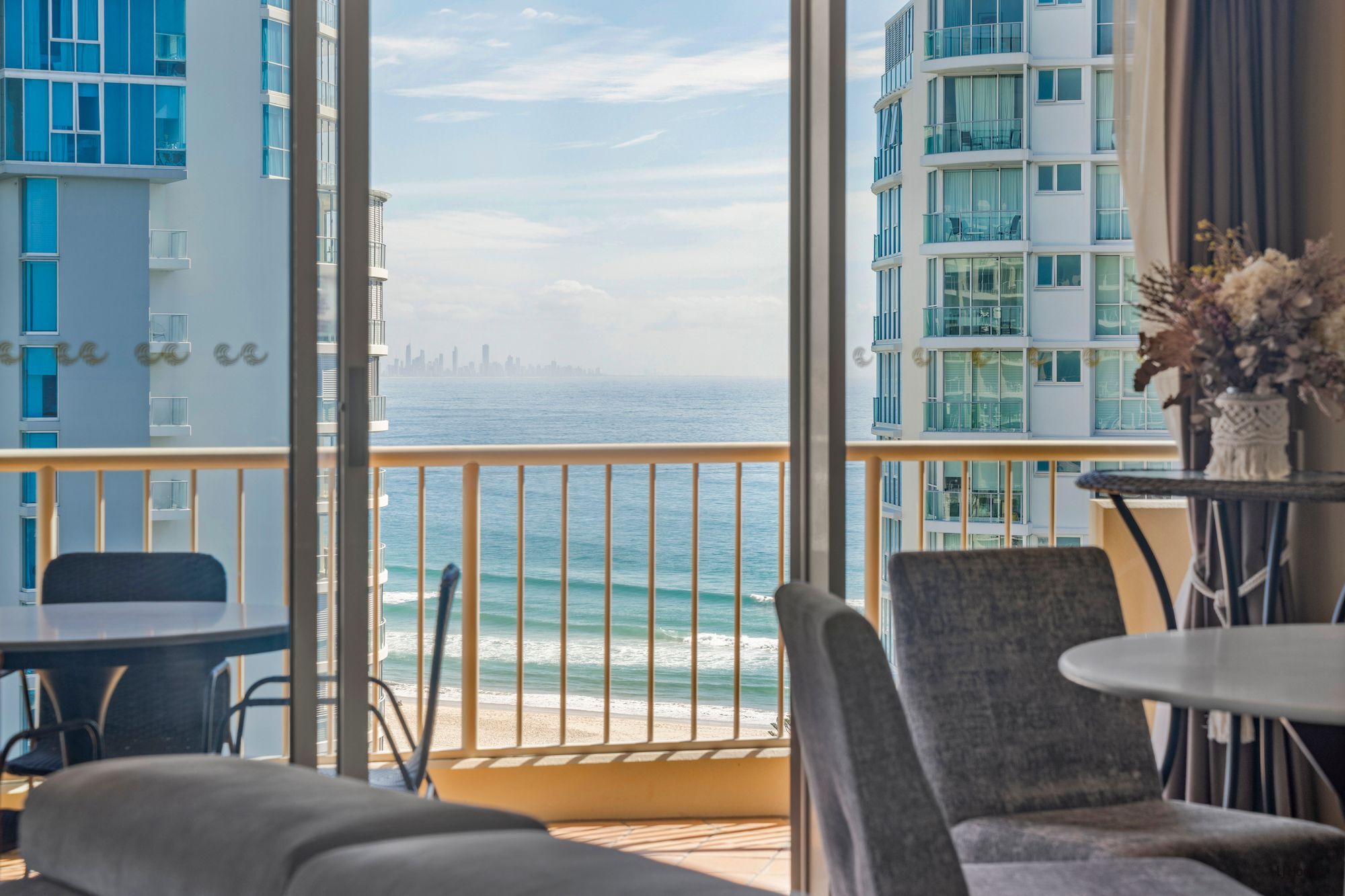 TWIN TOWNS RESORT 1104 2-4 STUART STREET, TWEED HEADS NSW 2485 - Image 2