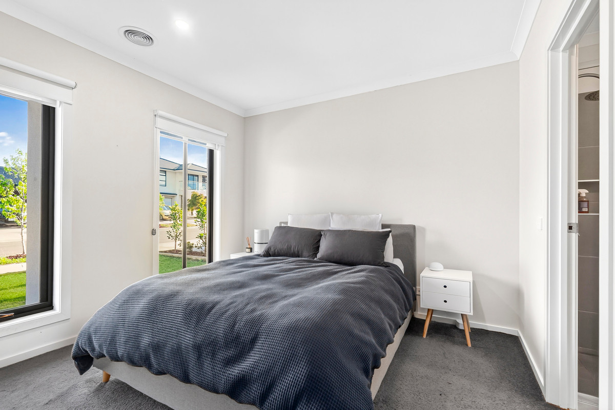 9 MENTELLE STREET, Mount Duneed VIC 3217 - Image 4