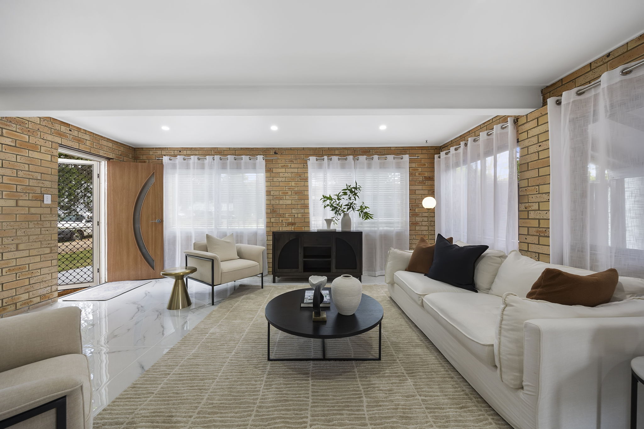 10 RUNIC STREET, Bardon QLD 4065 - Image 5