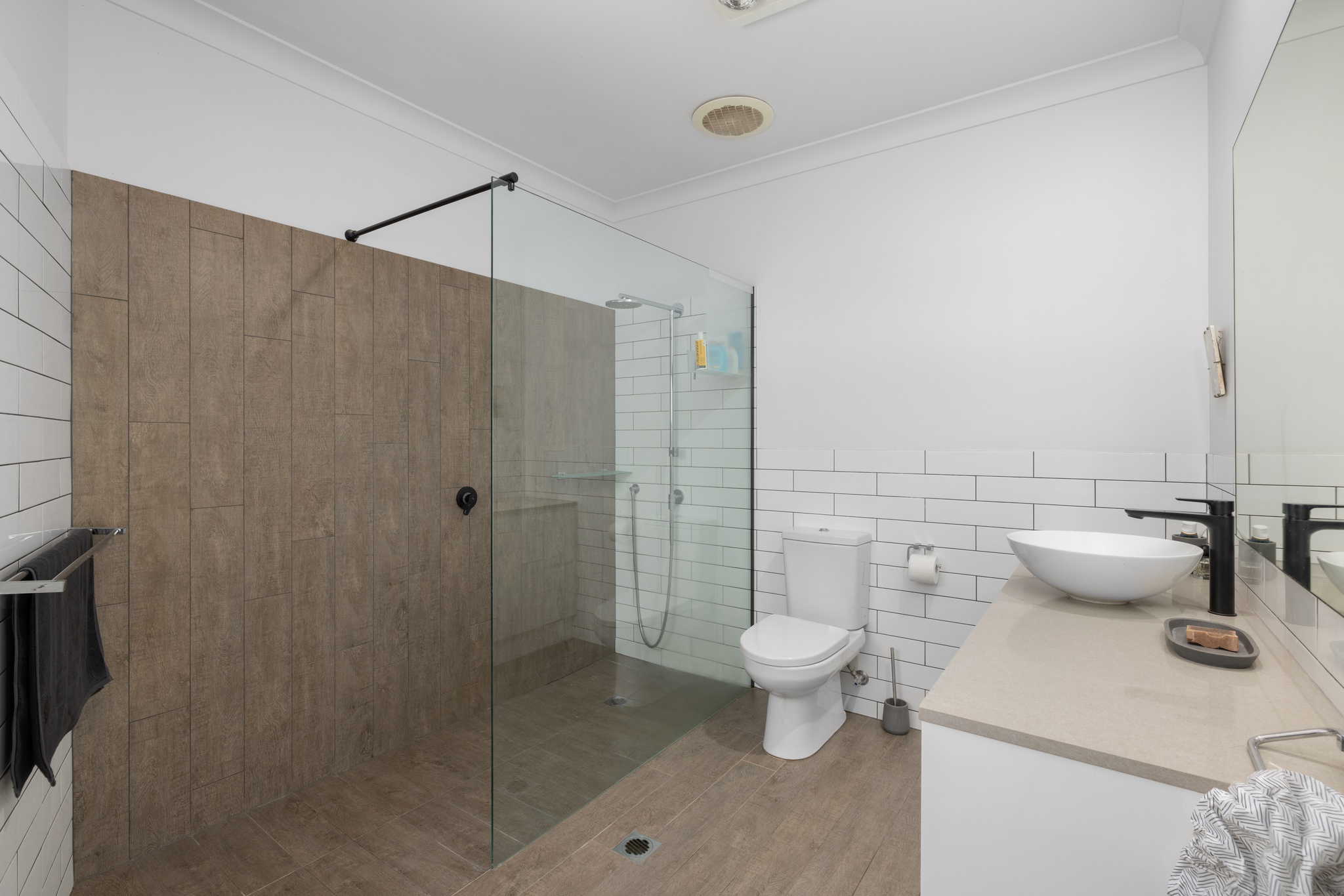 4-bedroom house at 668 Holmwood Cross, Albury, NSW 2640, Albury, New South Wales